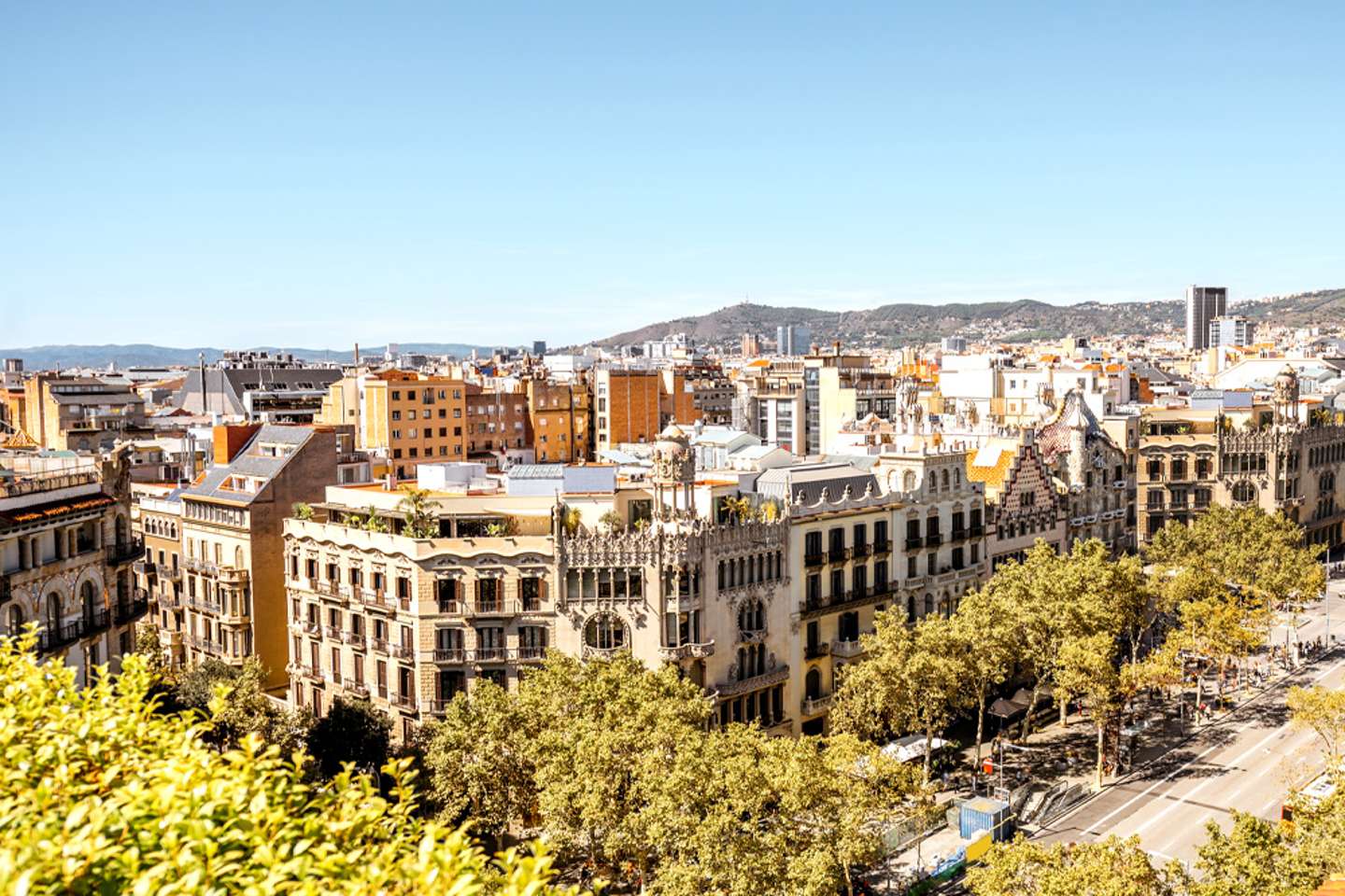 1440x960 of the Most Beautiful Streets in Barcelona