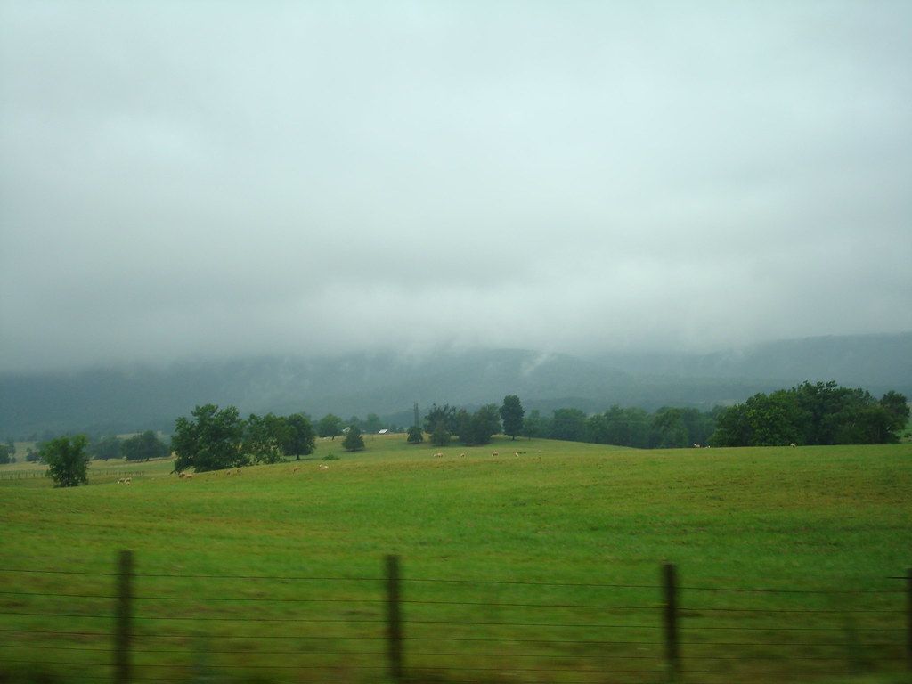 1024x768 Charlottesville, VA 008. Virginia countryside. It was breat