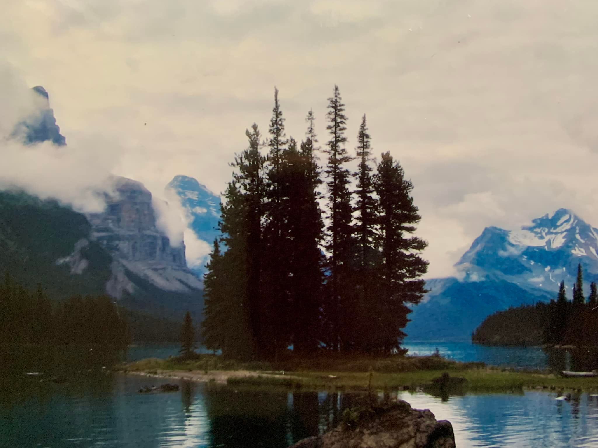2048x1536 Spirit Island circa 2002