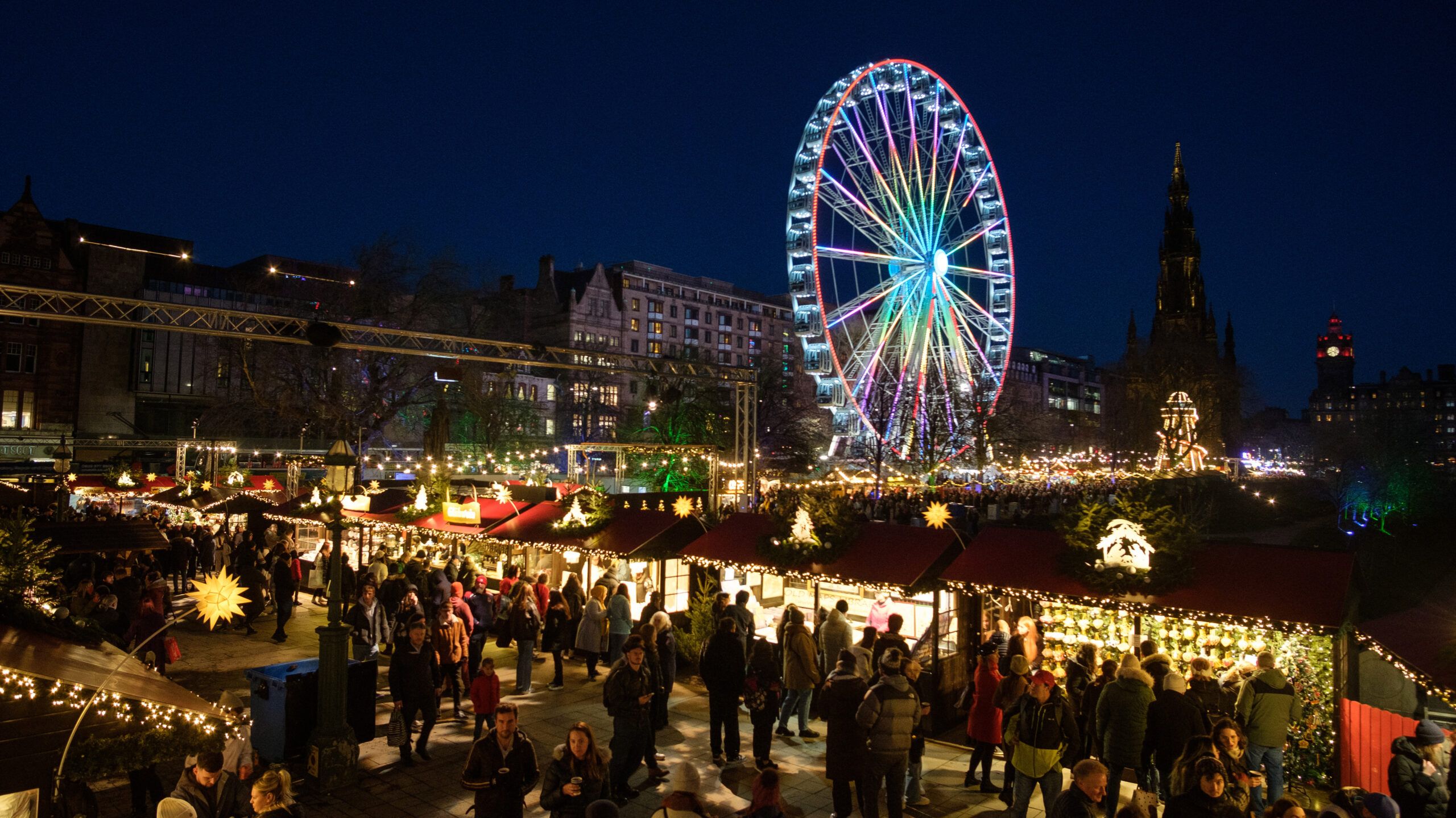 2560x1440 Edinburgh's Christmas: Full Ross Bandstand programme unveiled
