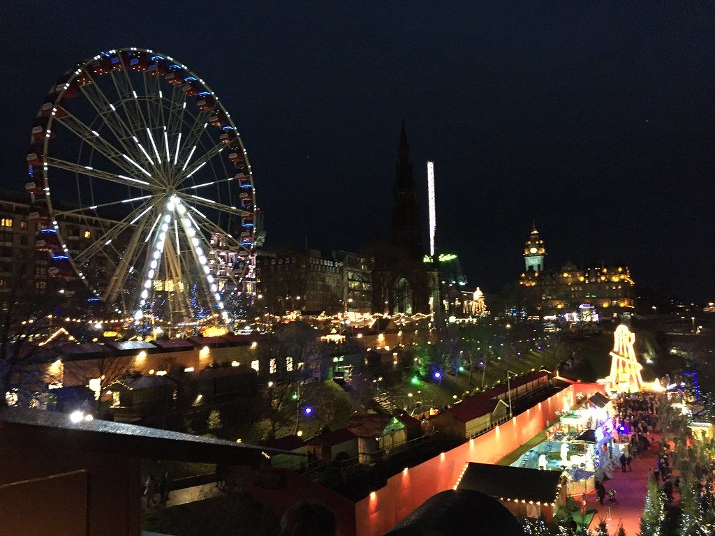 1024x768 Edinburgh Christmas activities, what a beautiful night