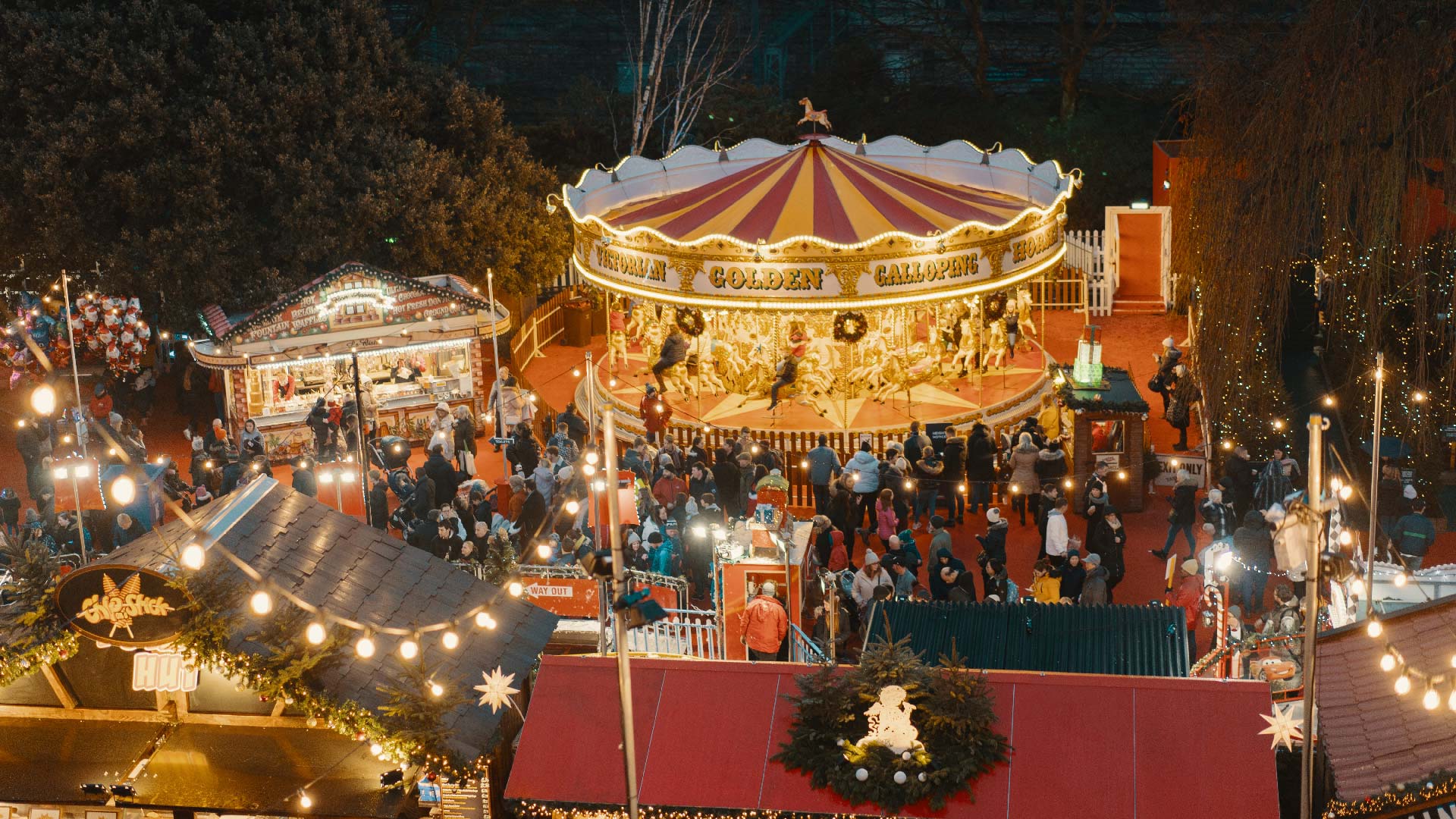 1920x1080 Day City Break : A Scottish Christmas to Remember : Nordic Visitor
