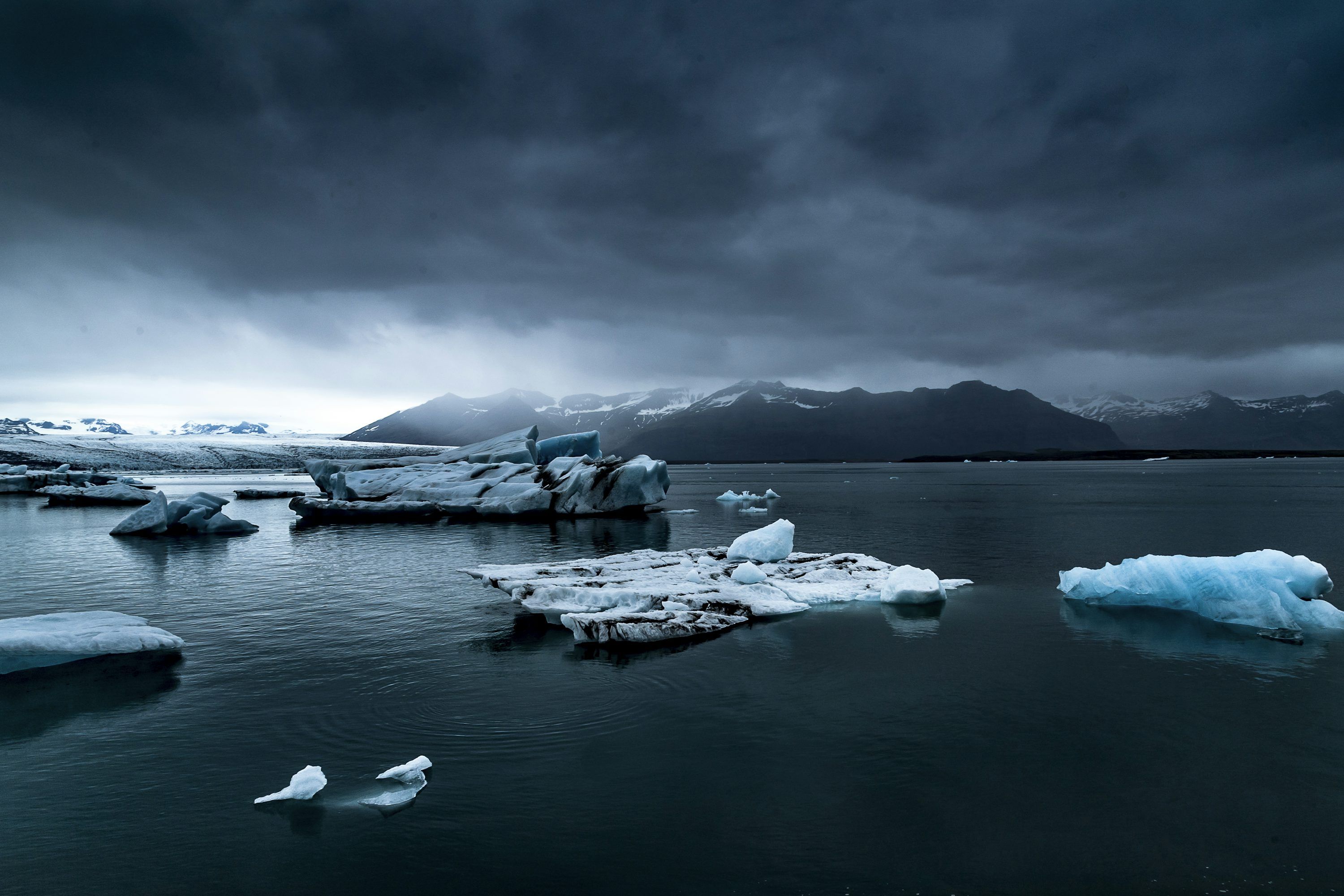 3000x2000 Cold Wallpaper Picture. Download Free Image