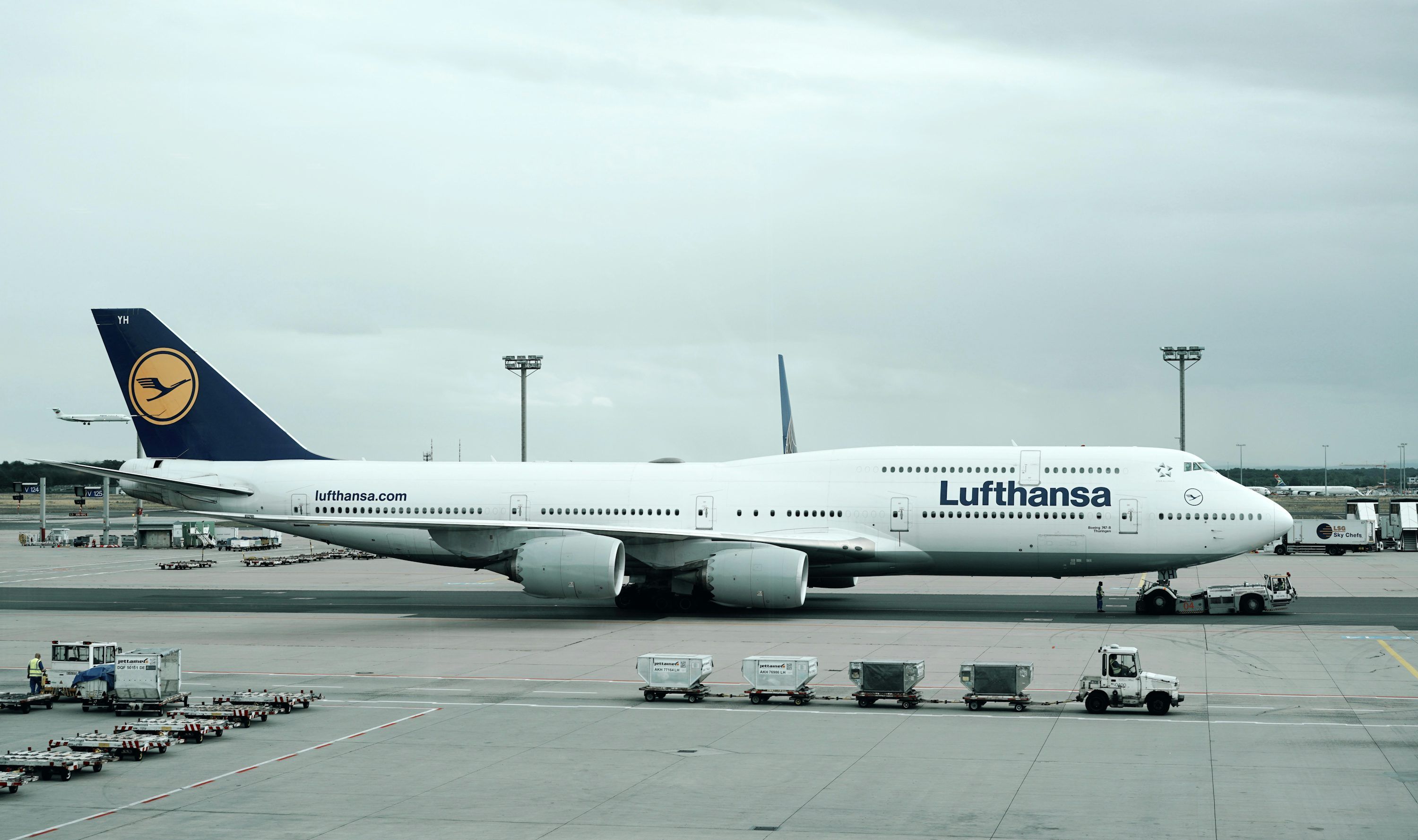 3000x1778 Boeing 747 Picture. Download Free Image