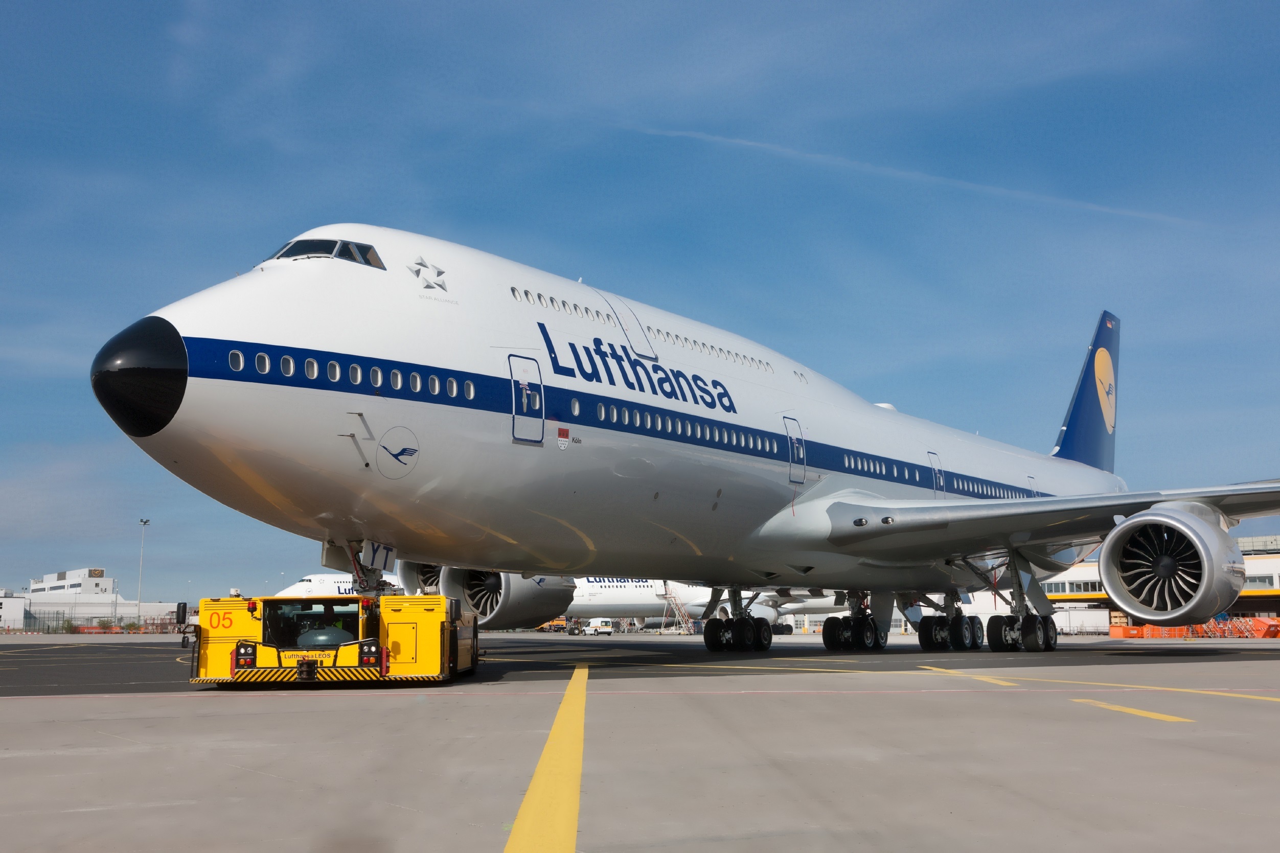 2504x1669 Wallpaper The Sky, Airport, Boeing, Retro, Lufthansa, B 747 For Mobile And Desktop, Section авиация, Resolution 2504x1669