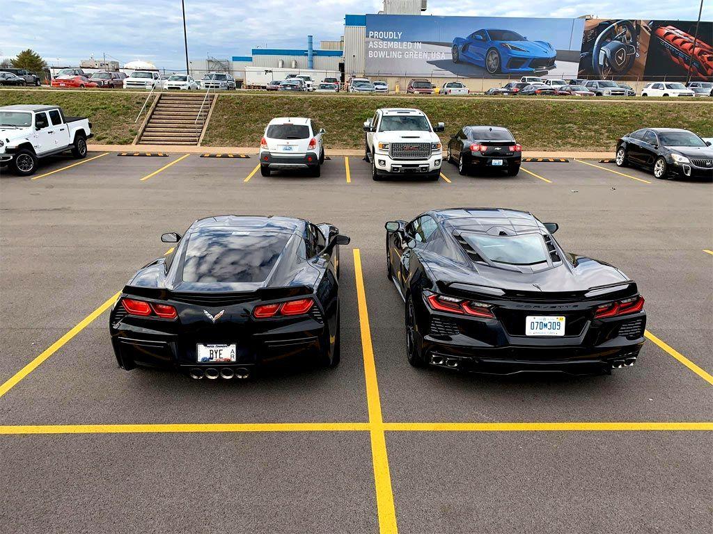 1024x768 GALLERY Black C7 and C8 Corvettes Together at the Corvette Assembly Plant: Sales, News & Lifestyle