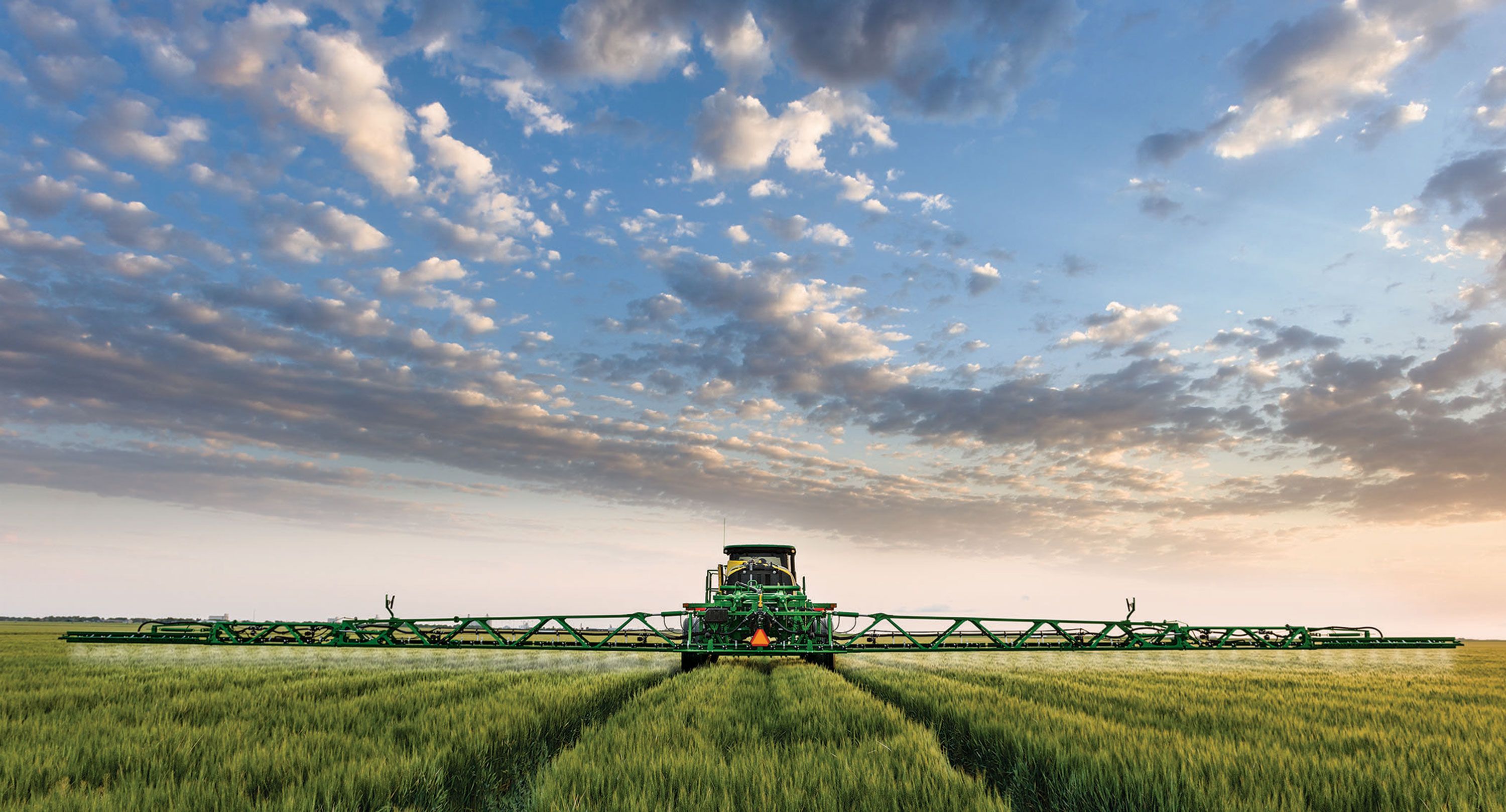 3000x1619 Image Gallery: 25 John Deere Sprayer Picture to Promote Field Health