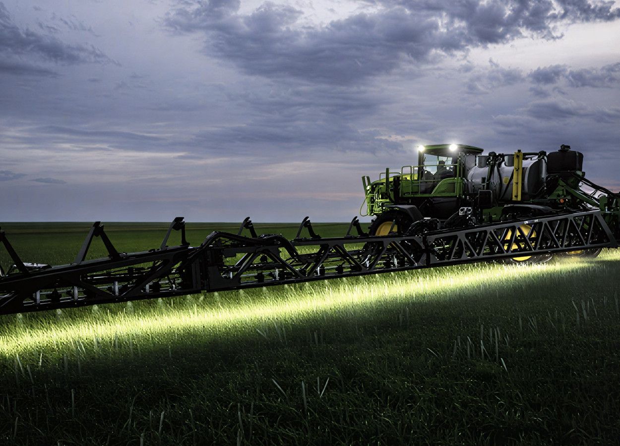 1250x900 John Deere announces changes to its sprayers