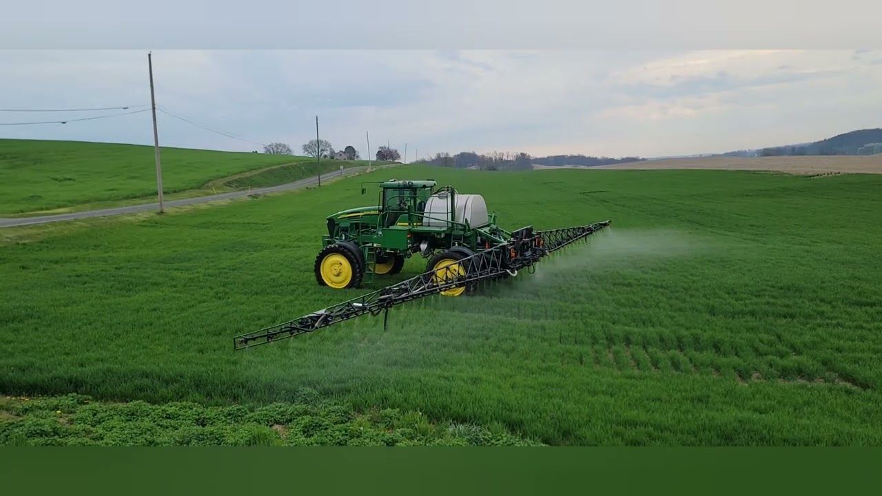 1280x720 listen to the John Deere 4720 sprayer
