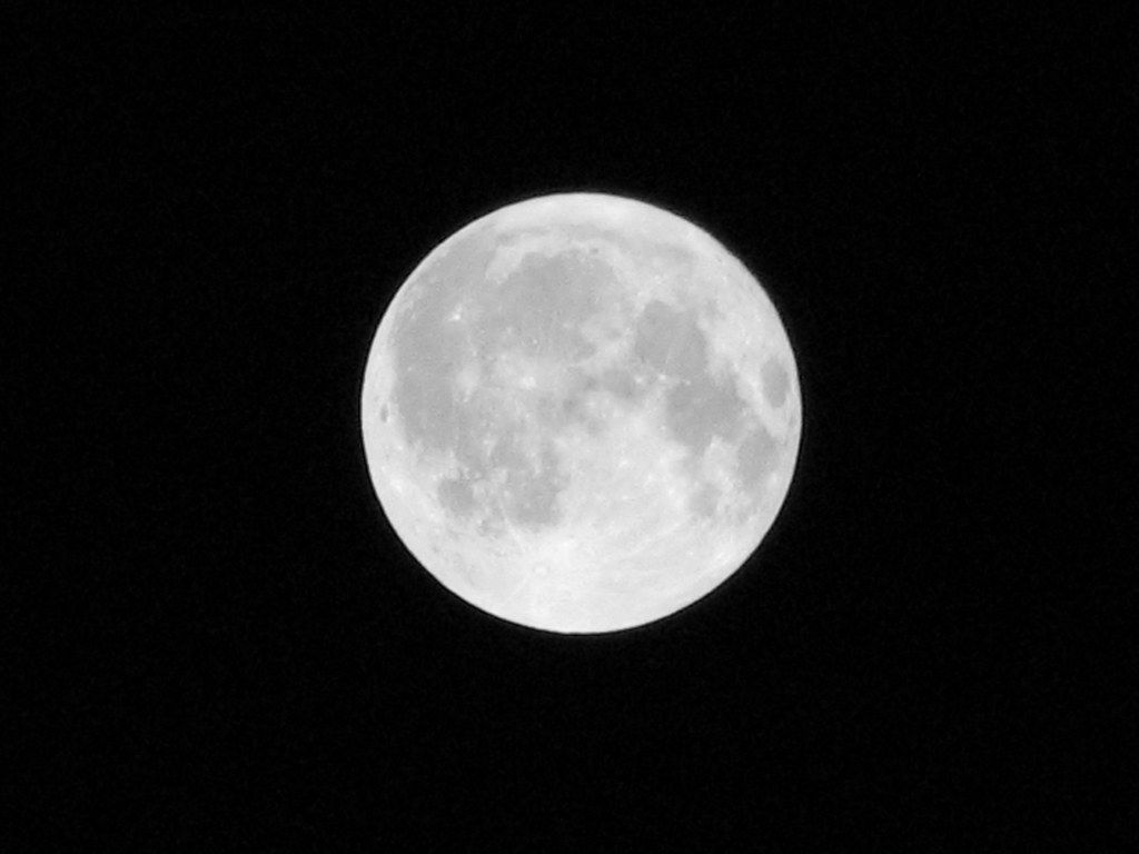 1024x768 A Whiter Shade of Pale. Bit more of a success than my previ