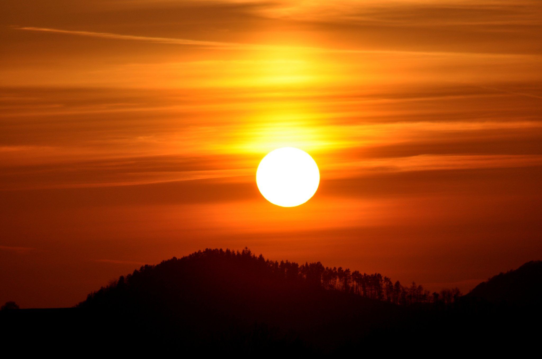2048x1360 sun, Sunset, Sunrise, Nature, Wallpaper, Landscapes Wallpaper HD / Desktop and Mobile Background