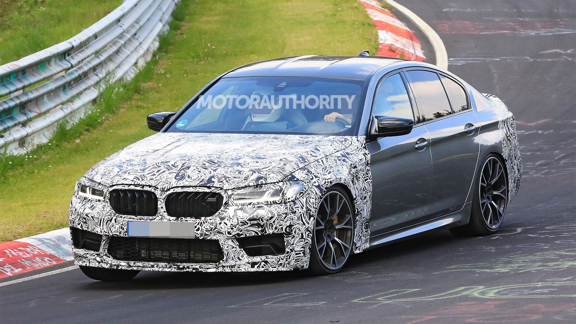 1920x1080 BMW M5 CS spy shots and video
