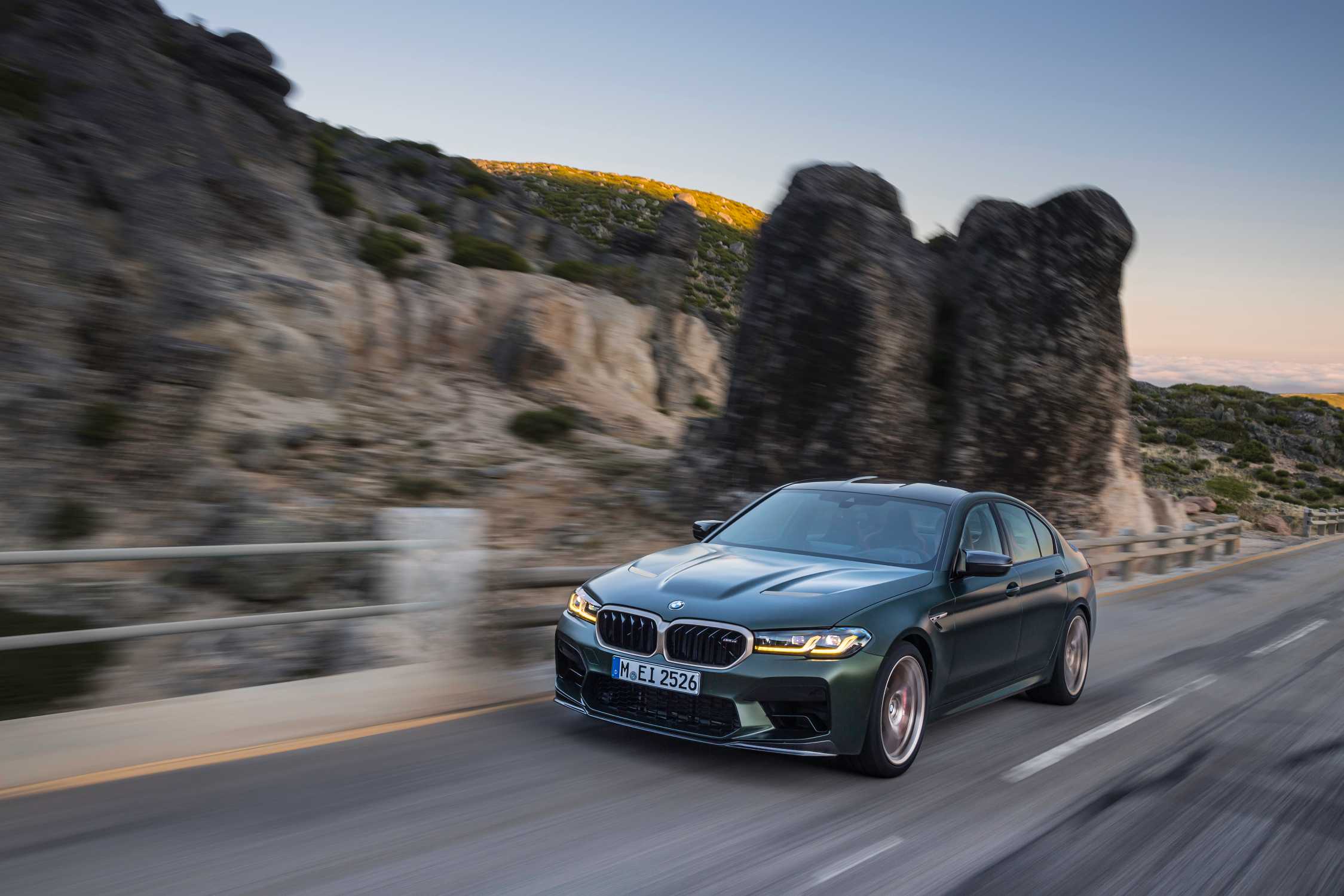 2249x1500 The New BMW M5 CS