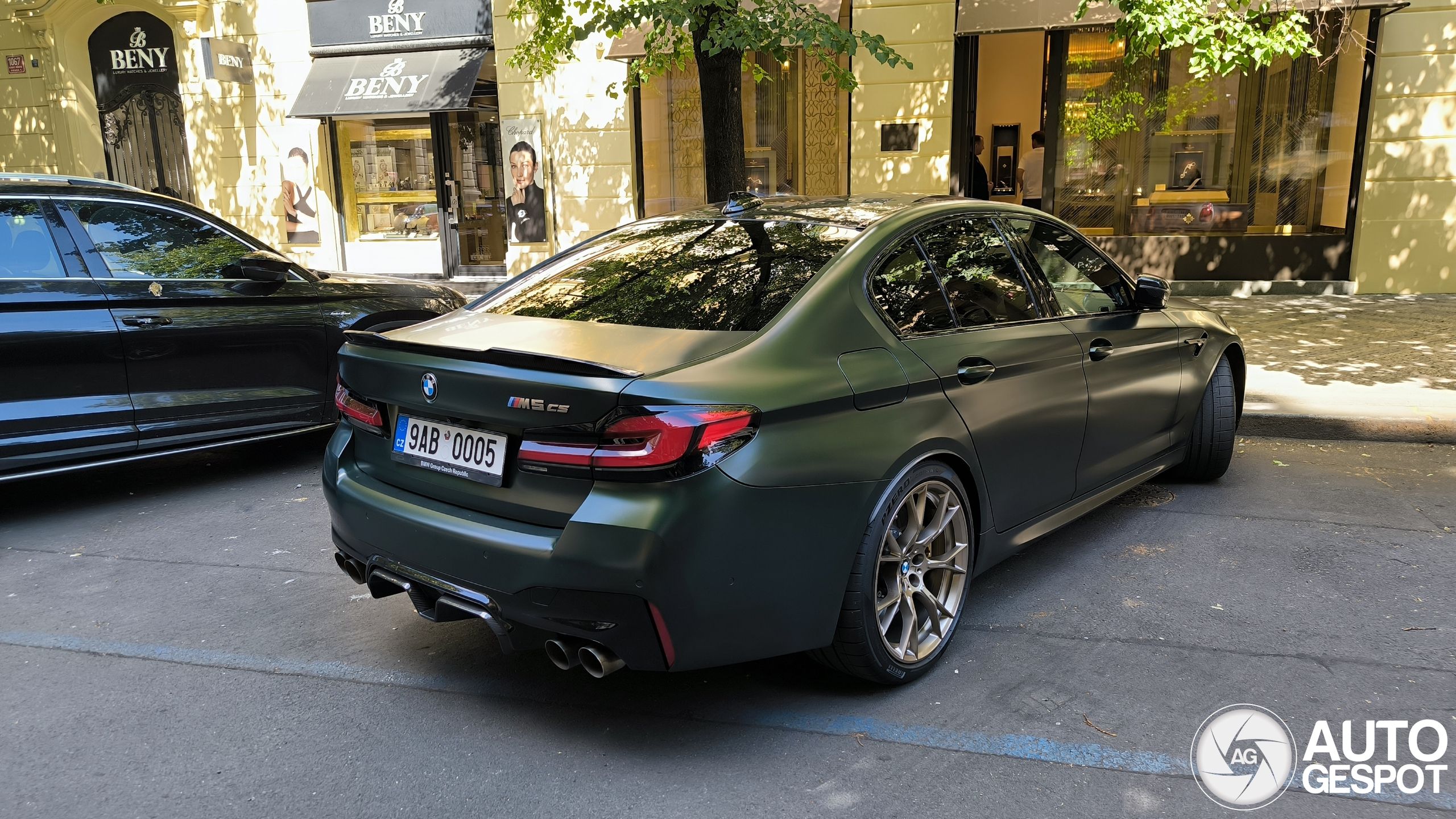2560x1440 BMW M5 F90 CS July 2026