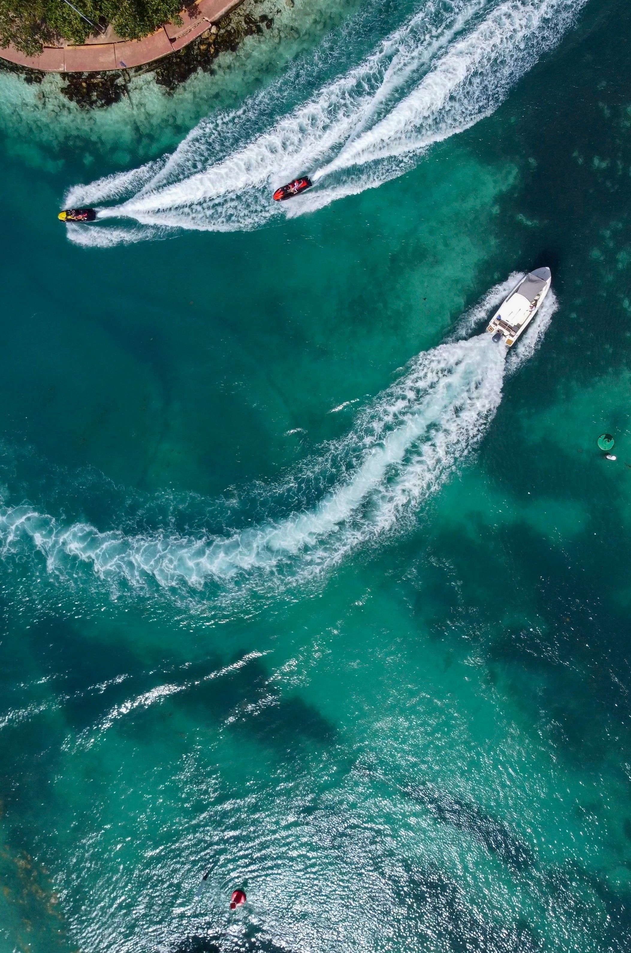 2106x3180 Ski Boat Photo, Download The BEST Free Ski Boat & HD Image
