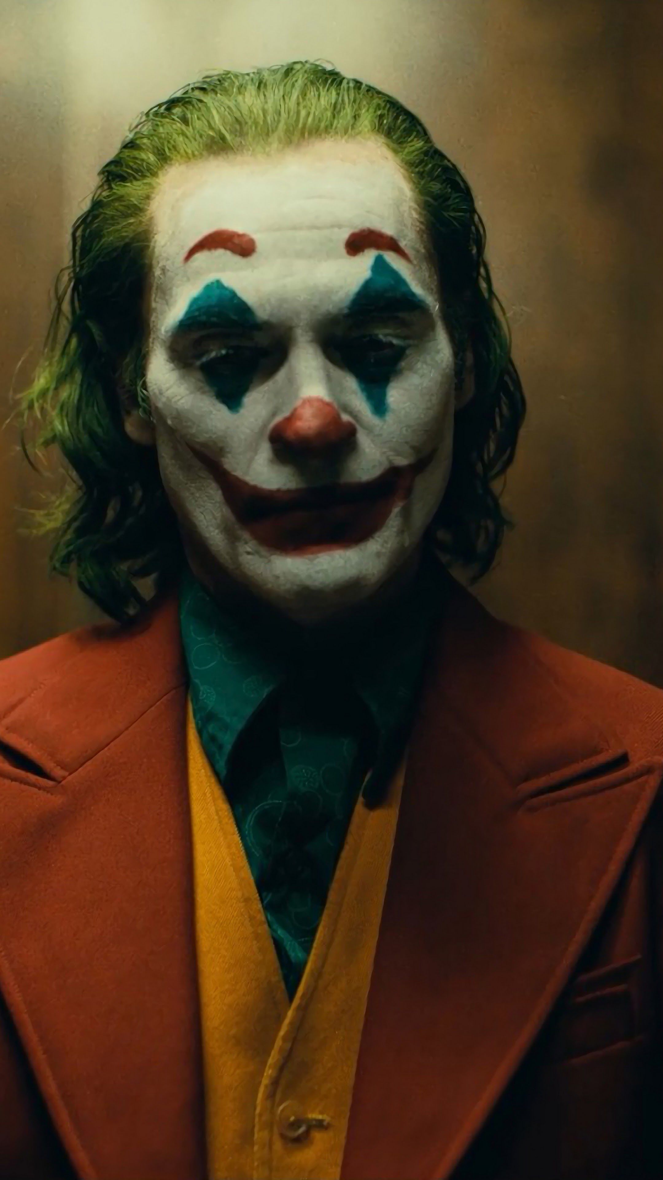 2160x3840 Joker 2019 Juaquin Phoenix 4K Wallpaper HD
