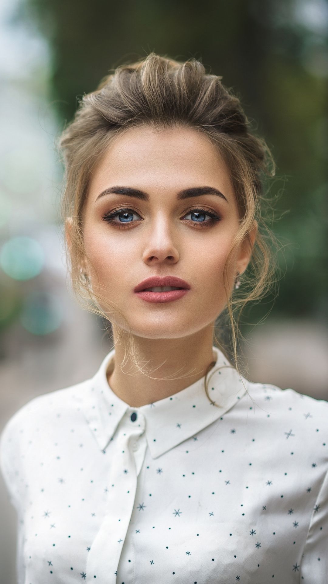 1080x1920 Most Beautiful Women Wallpaper