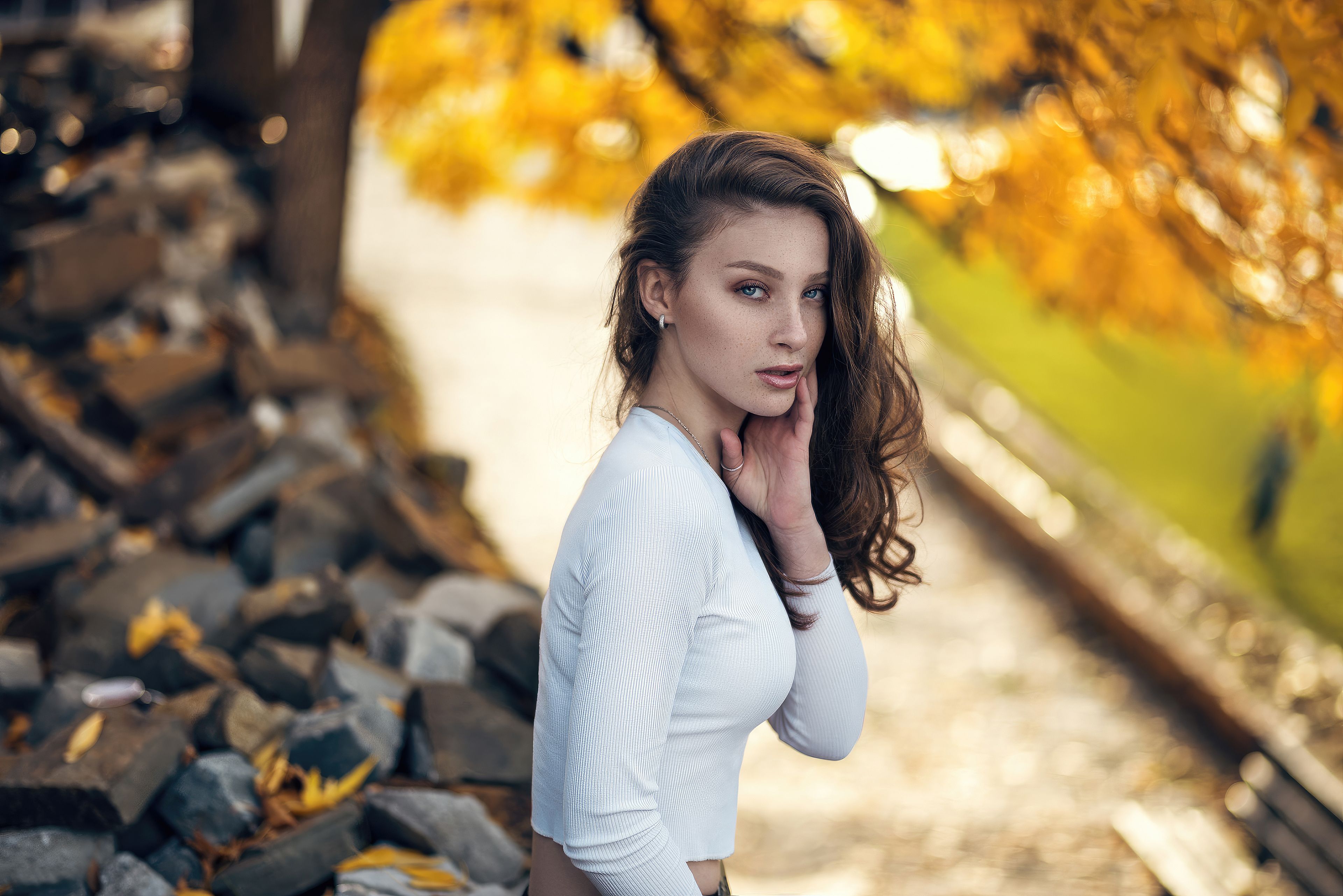 3840x2563 Women Portrait Depth Of Field Hands On Face 4k Wallpaper, HD Girls Wallpaper, 4k Wallpaper, Image, Background, Photos and Picture