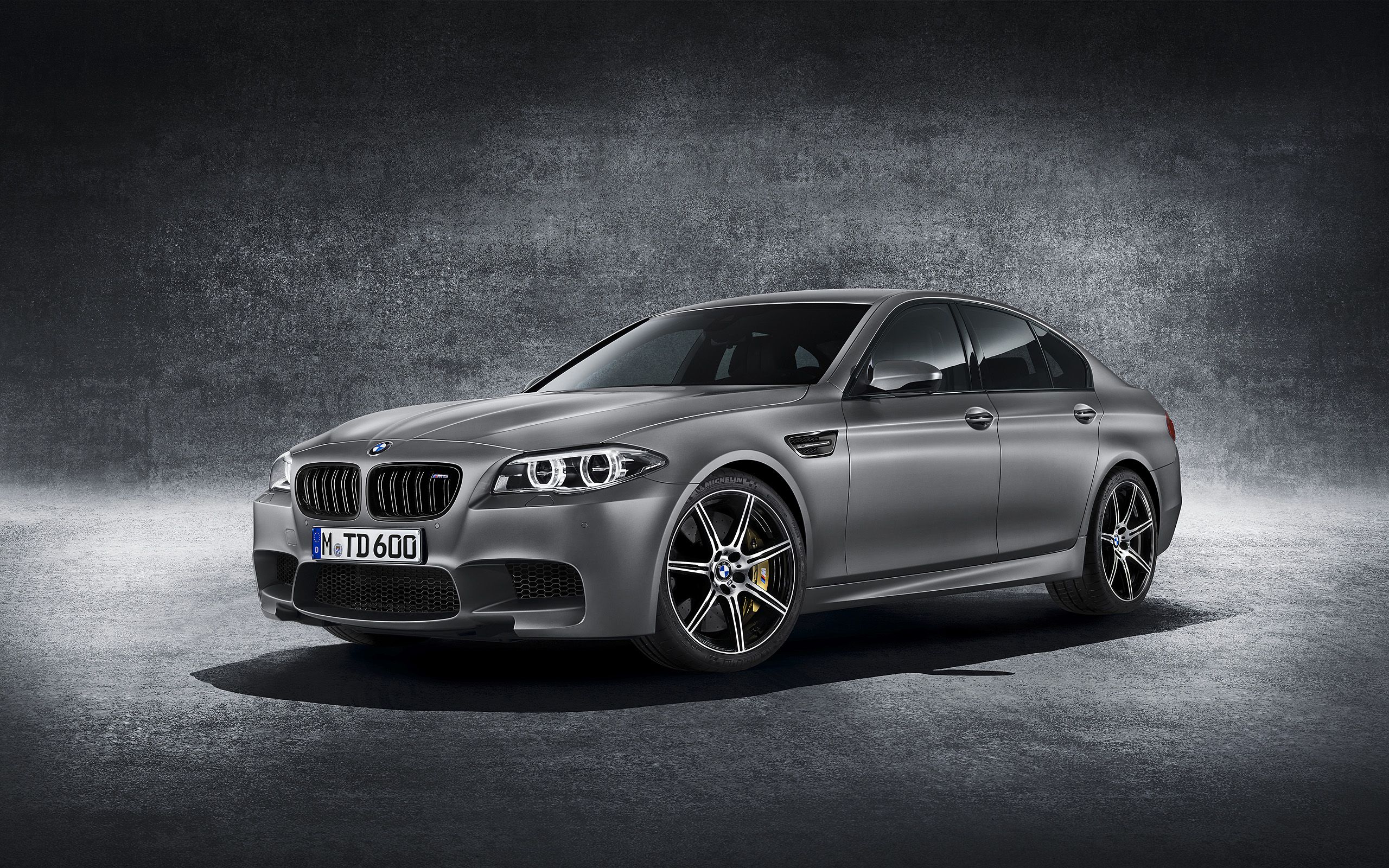 2560x1600 BMW M5 30 Jahre M5 Wallpaper