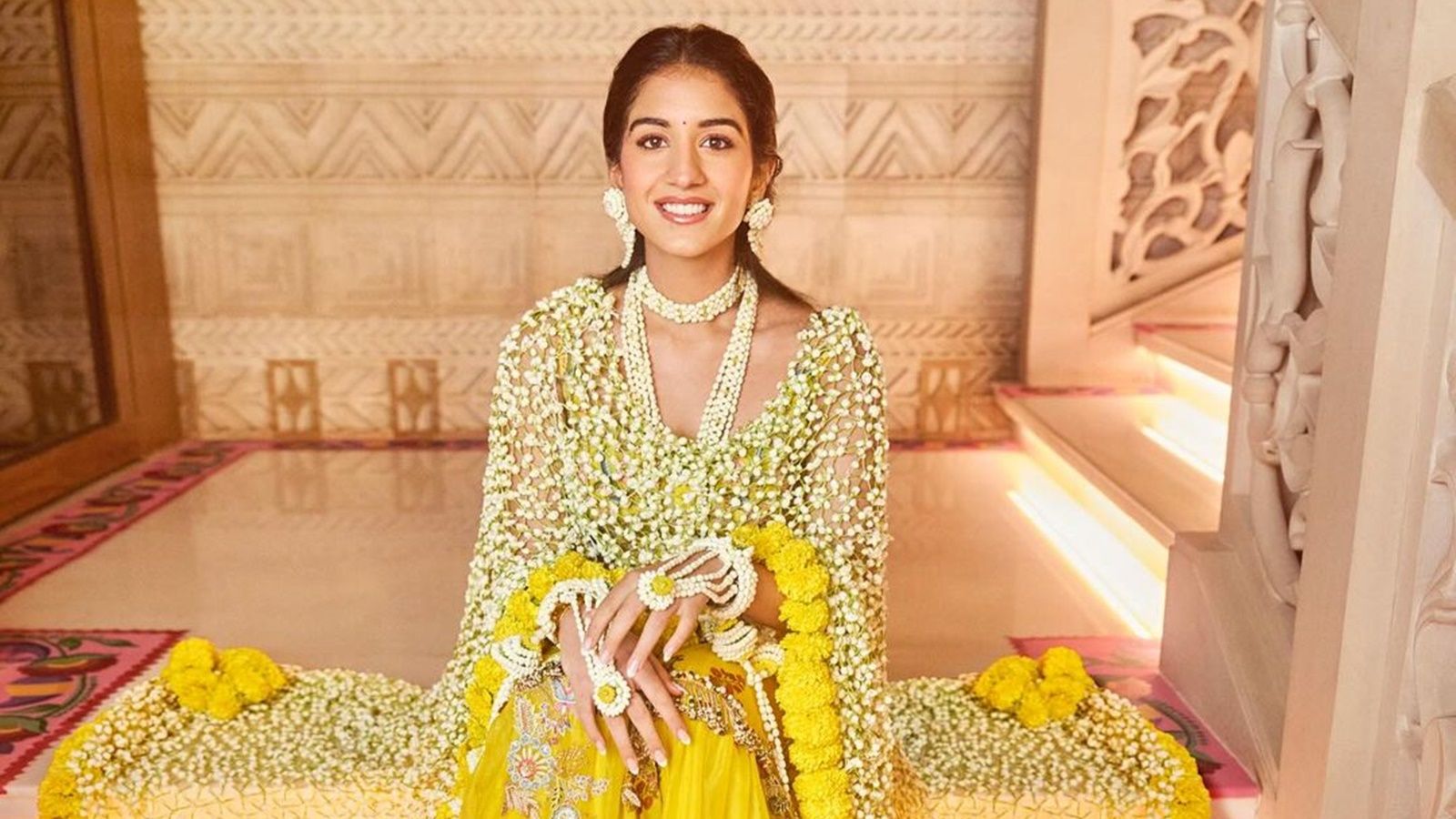 1600x900 Radhika Merchant Best HD Wallpaper