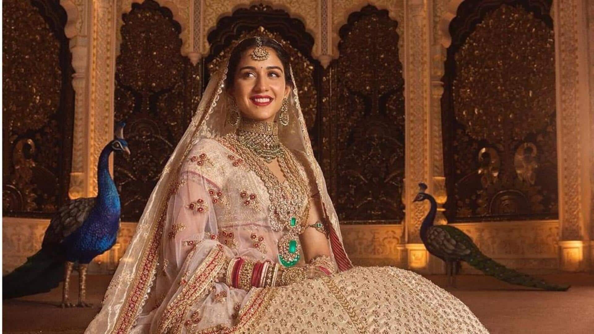 1920x1080 Radhika Merchant's bridal look: The story behind traditional Gujarati 'Panetar'