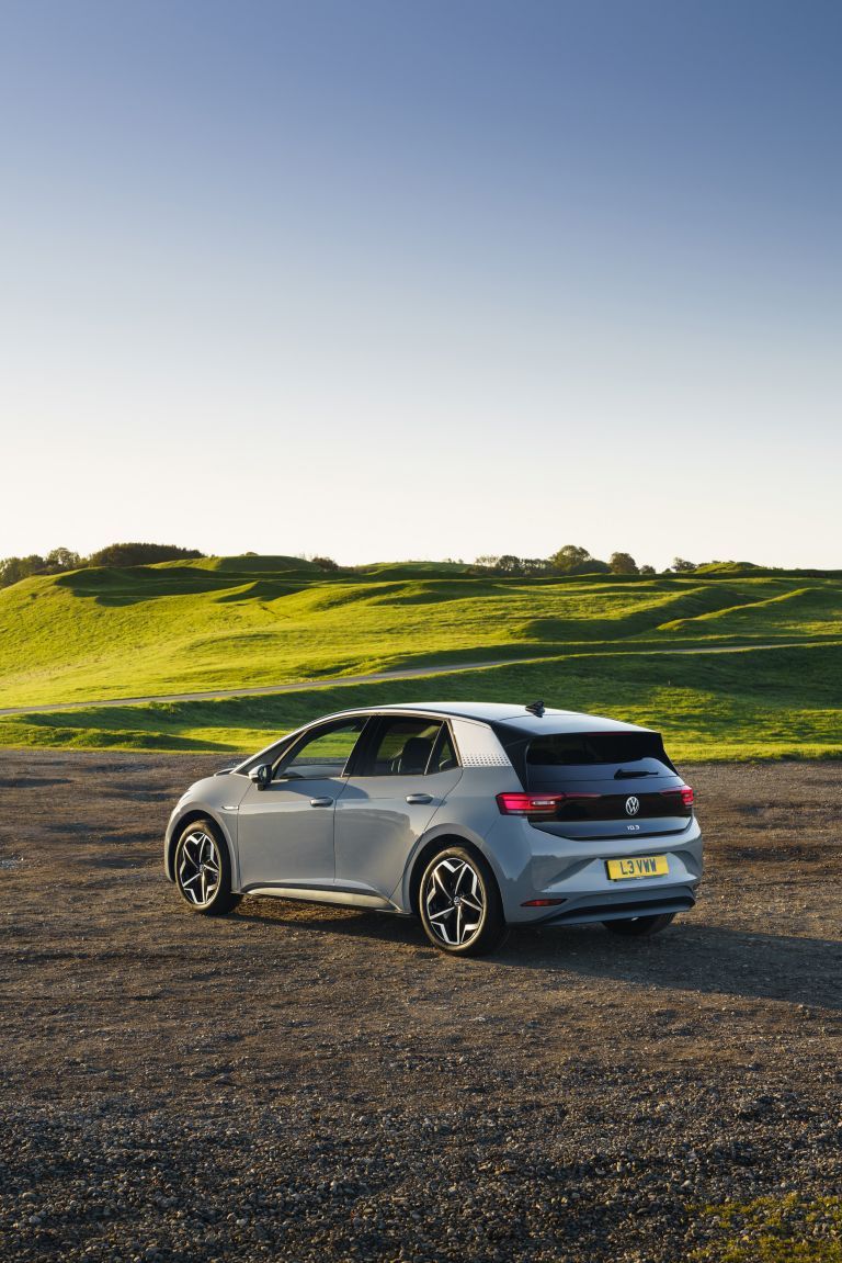 768x1151 VOLKSWAGEN ID3 Wallpaper