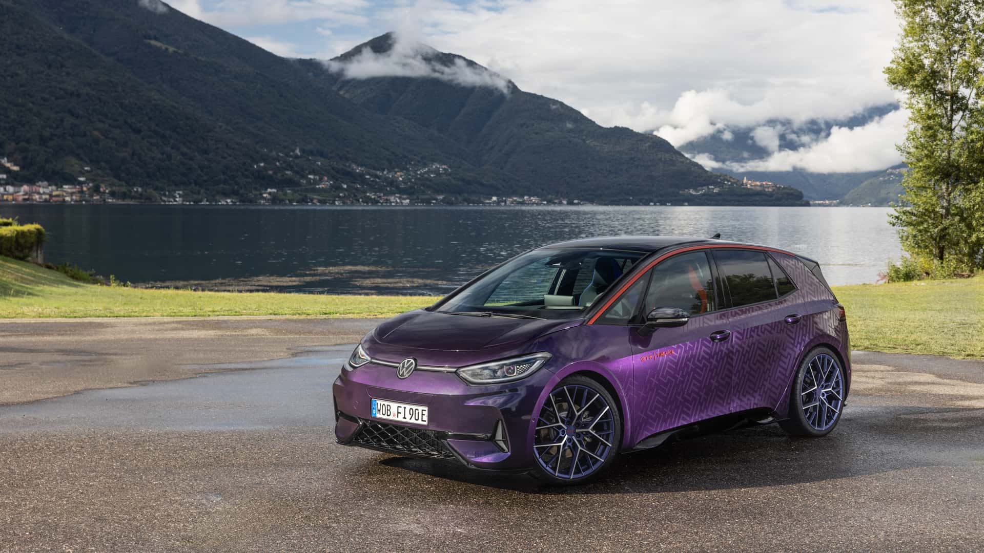 1920x1080 VW ID.3 GTX Fire Ice (2024) debuts: Unique electric vehicle with a retro look