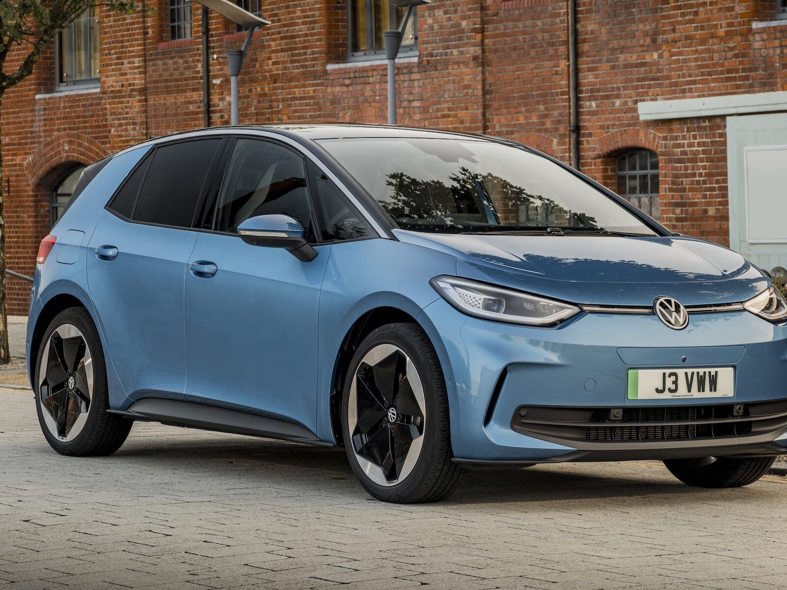 1600x1200 Volkswagen ID.3 (2020). Expert Rating. The Car Expert