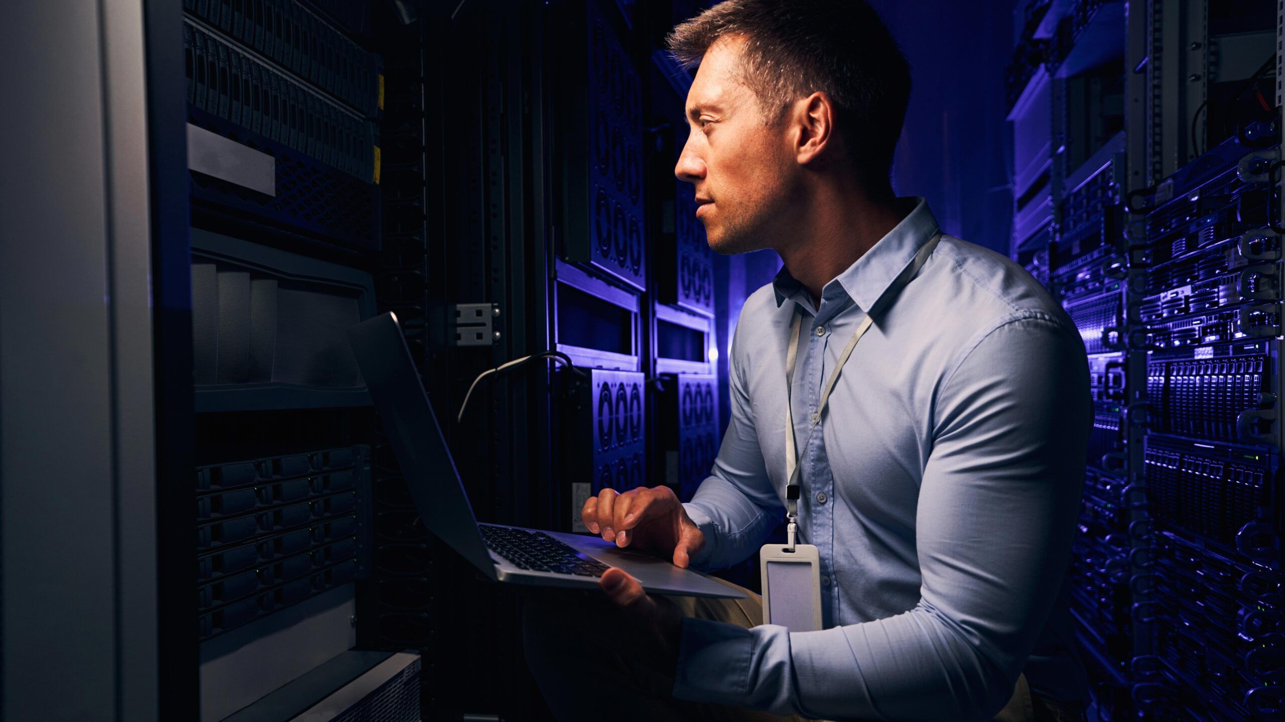 2560x1440 What Is a Colocation Data Center?