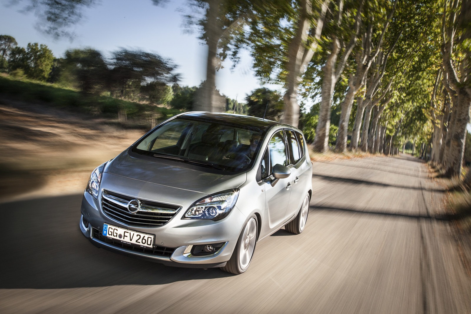 1600x1067 Opel's Updated Meriva Debuting at Brussels Motor Show