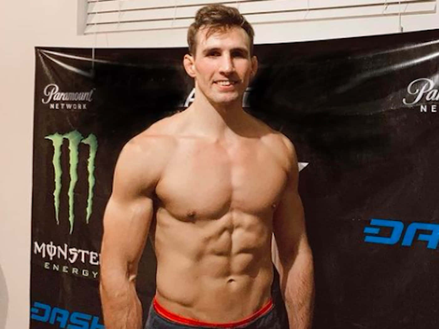 1400x1050 Immagini di Rory Macdonald Sfondi