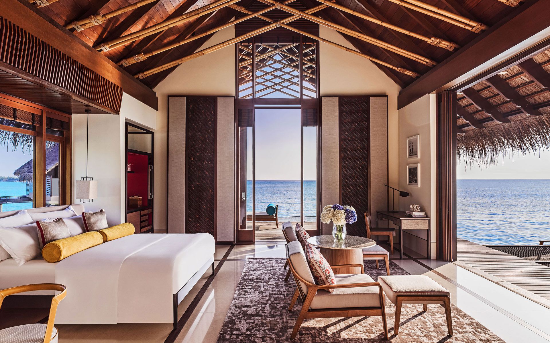 1920x1200 WATER VILLAS Travel & Tours