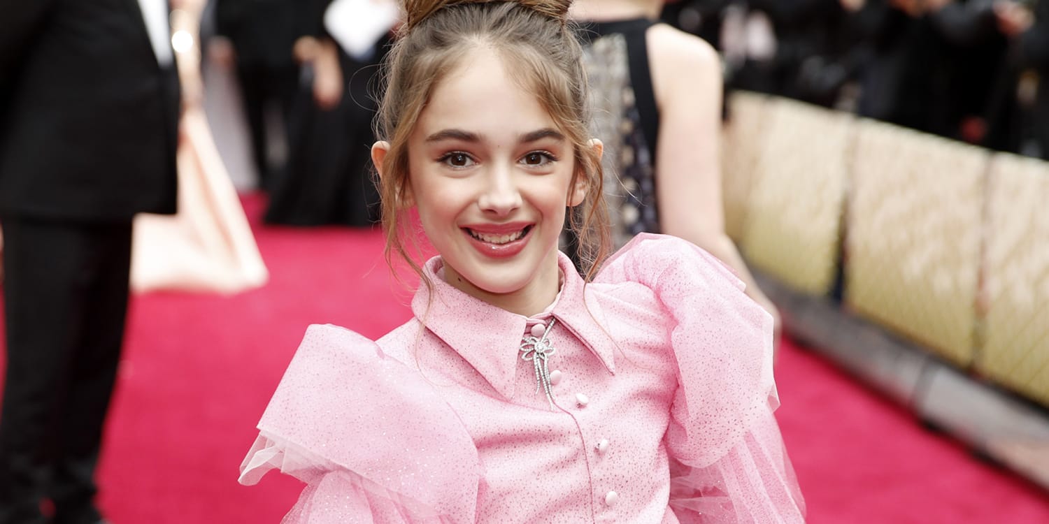 1500x750 Julia Butters sneaks turkey sandwich into the Oscars