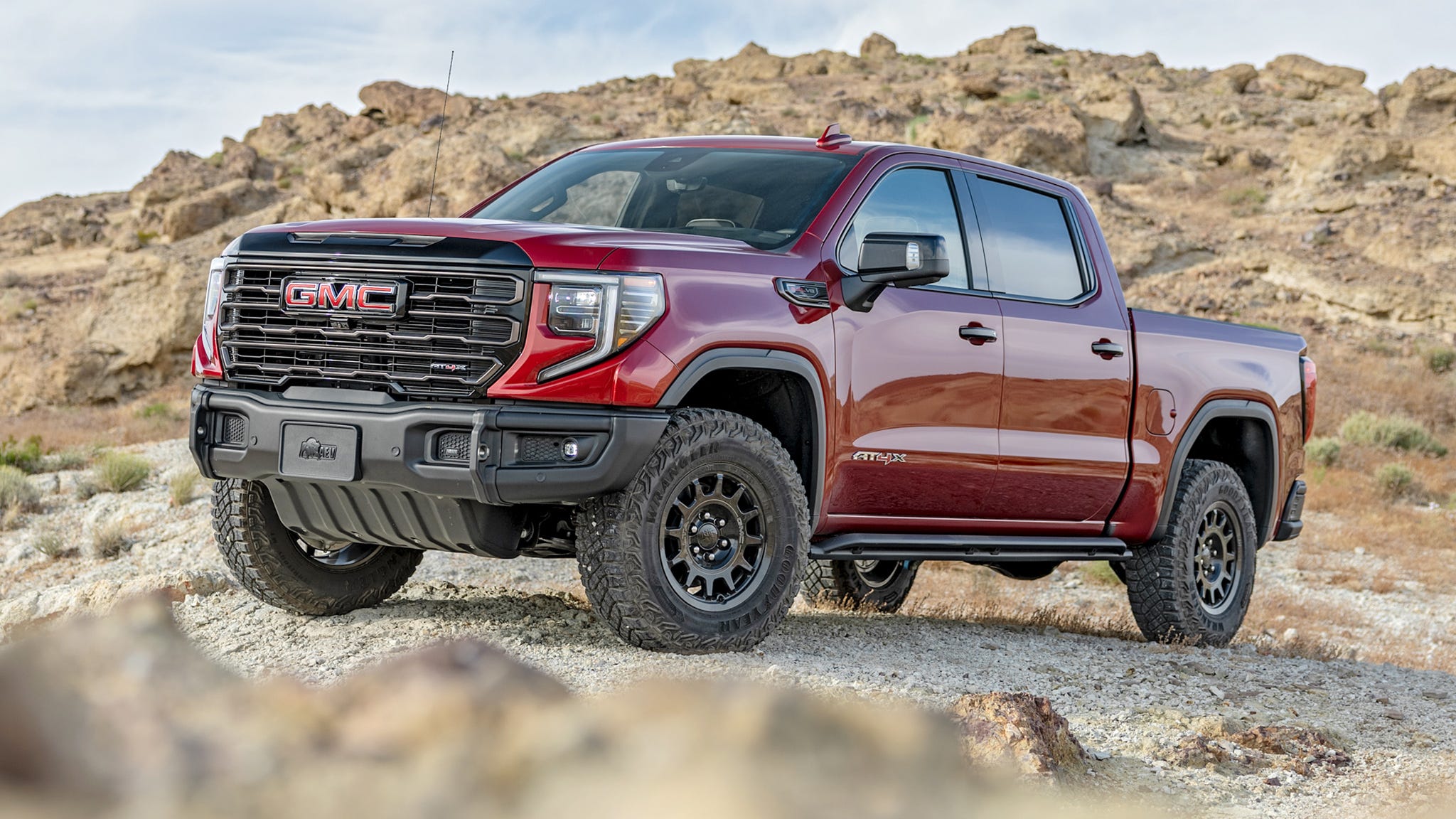 2048x1152 GMC Sierra 1500 Review: Expert Insights, Pricing, and Trims