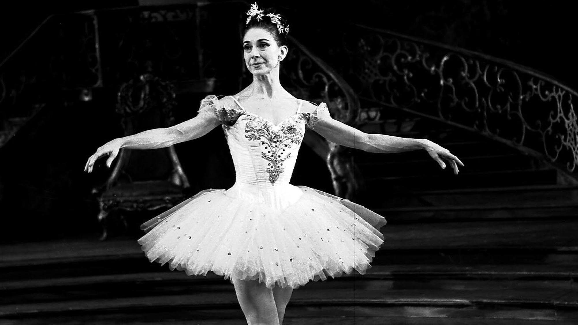 2002x1126 Who Invented The Tutu, The Traditional Attire Of Ballerinas?