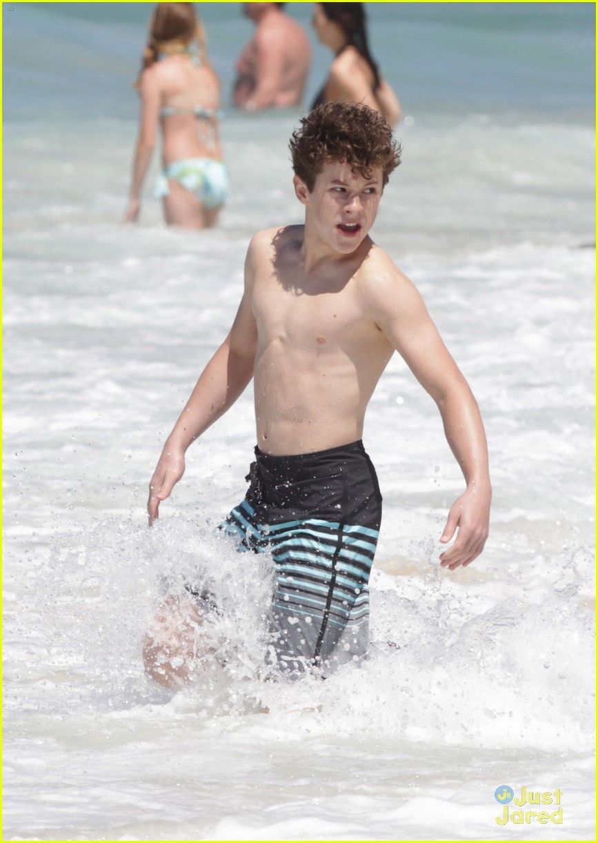 867x1222 Picture of Nolan Gould Of Celebrities