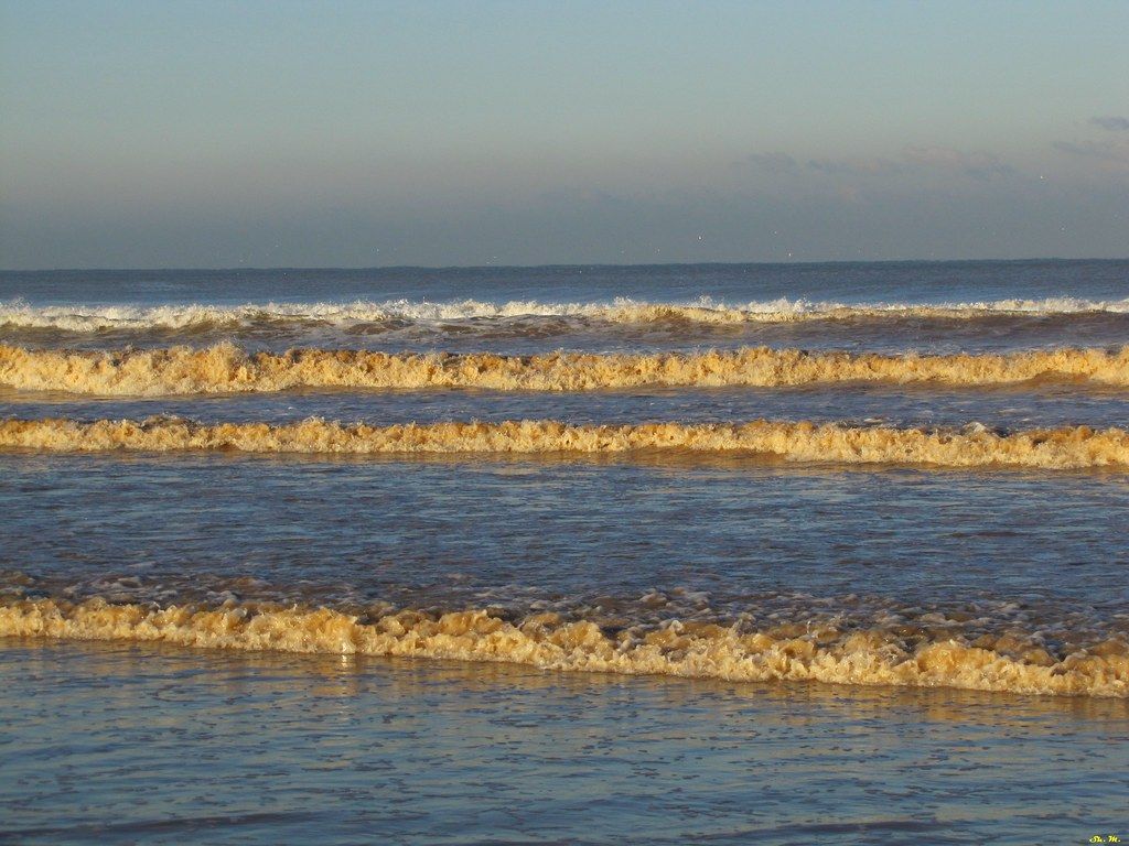 1024x768 After storm. After storm. the seashore of Ashdod, Israel. D
