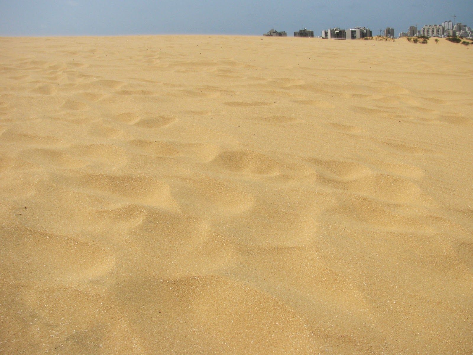 1600x1200 Handmade in Israel: Ashdod Dunes