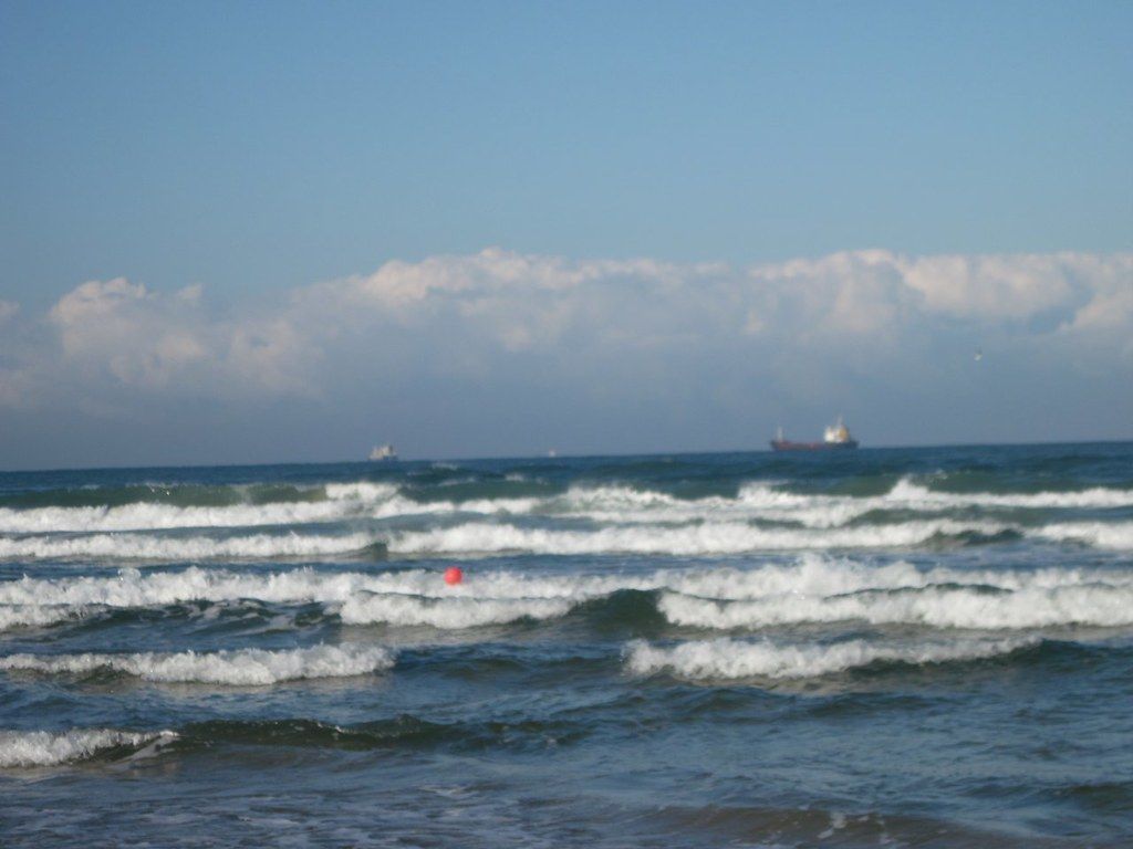 1024x768 The Mediterranean Sea. The coast of Ashdod. Israel