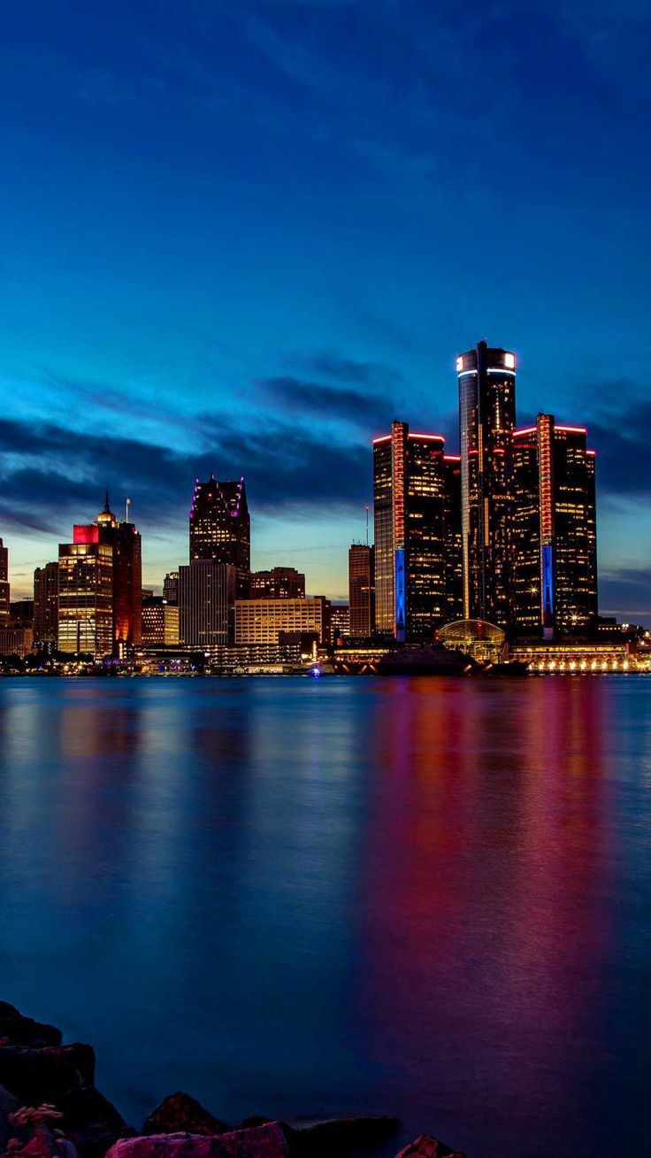 736x1308 Detroit Wallpaper