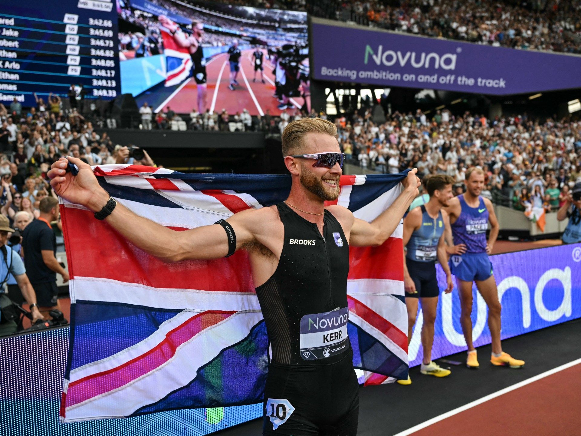 1920x1440 UK's Josh Kerr smashes longstanding world mile record in London