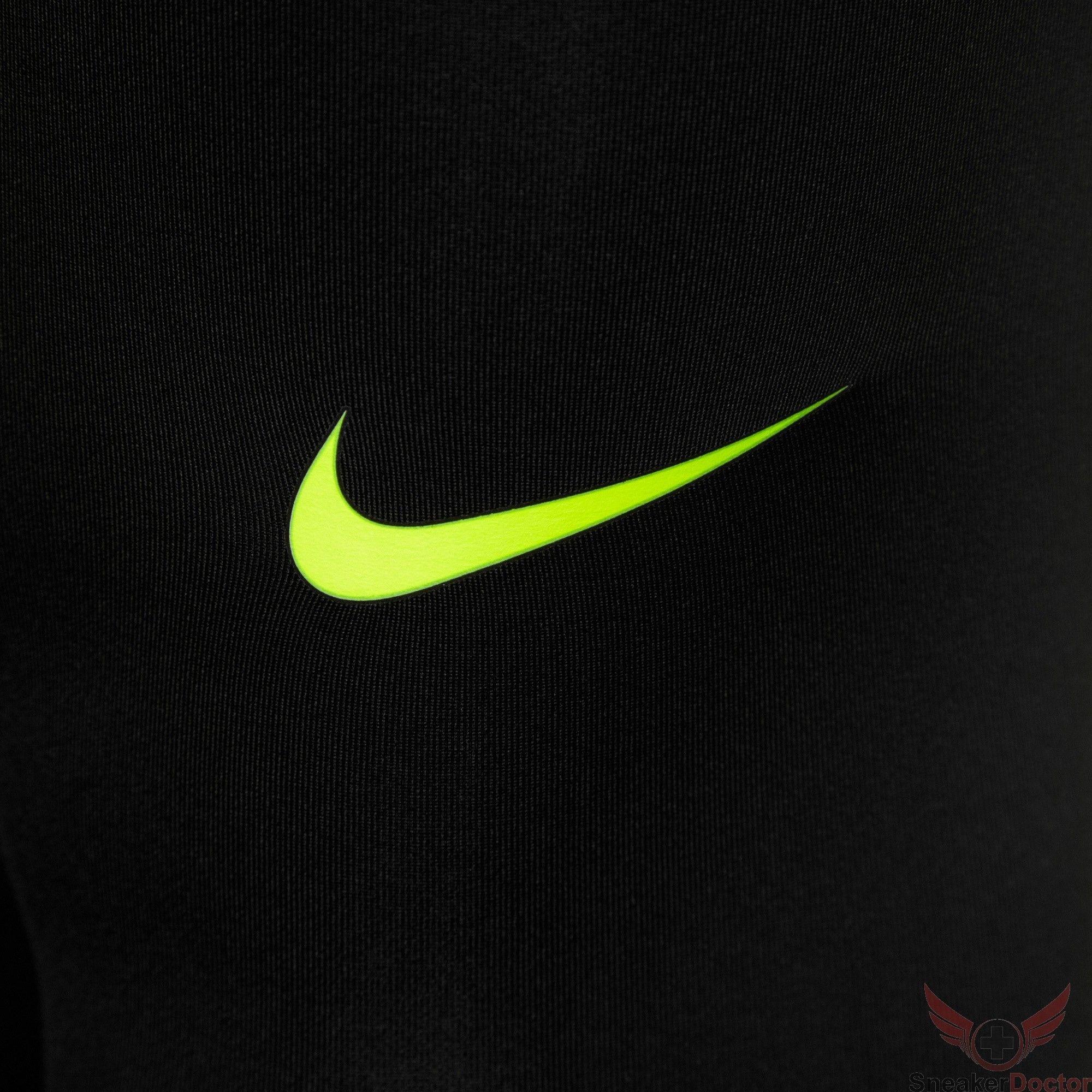 2000x2000 New Under Armour Wallpaper 2000