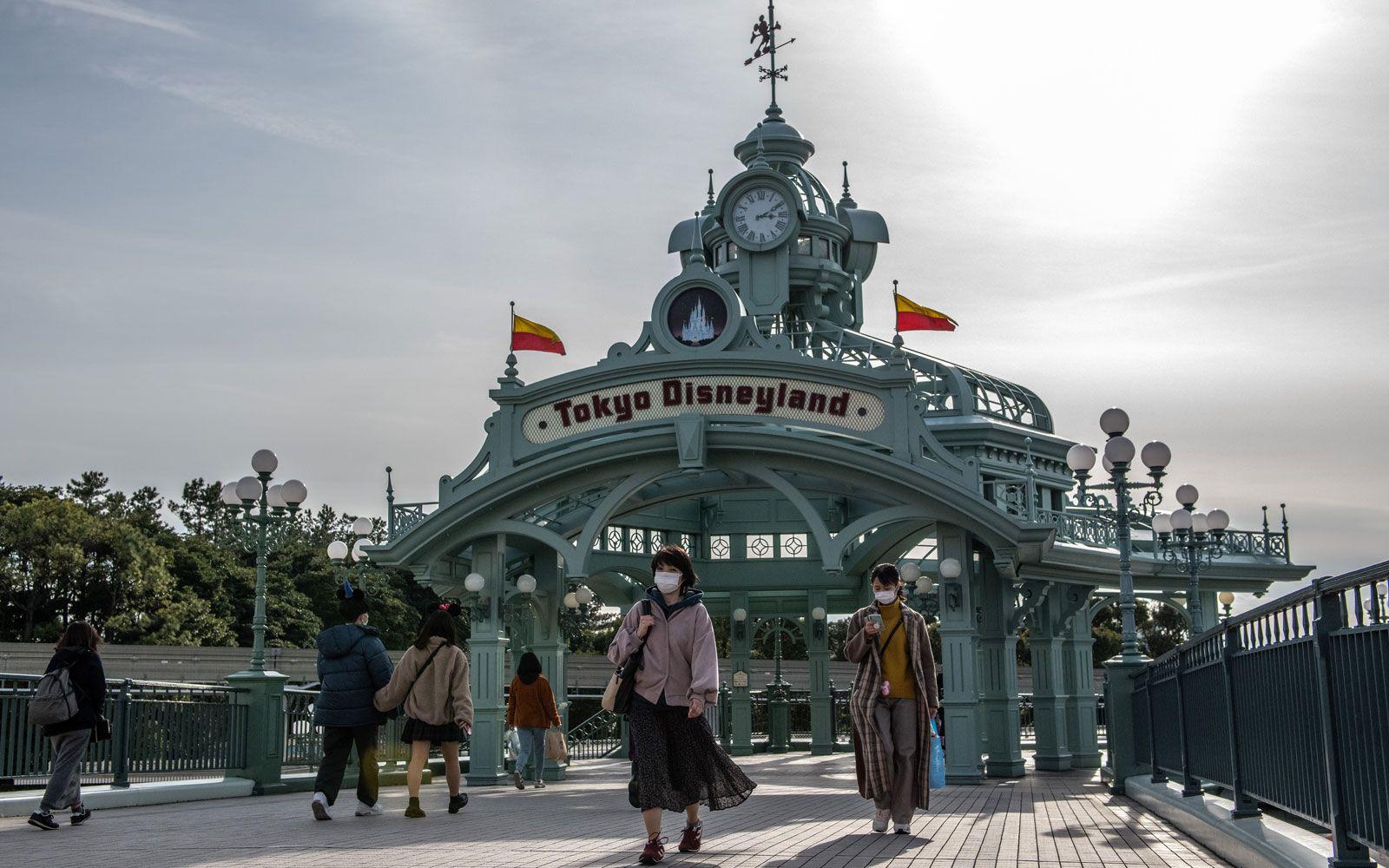 1600x1000 All Disney Parks in Asia Are Now Closed Due to Coronavirus