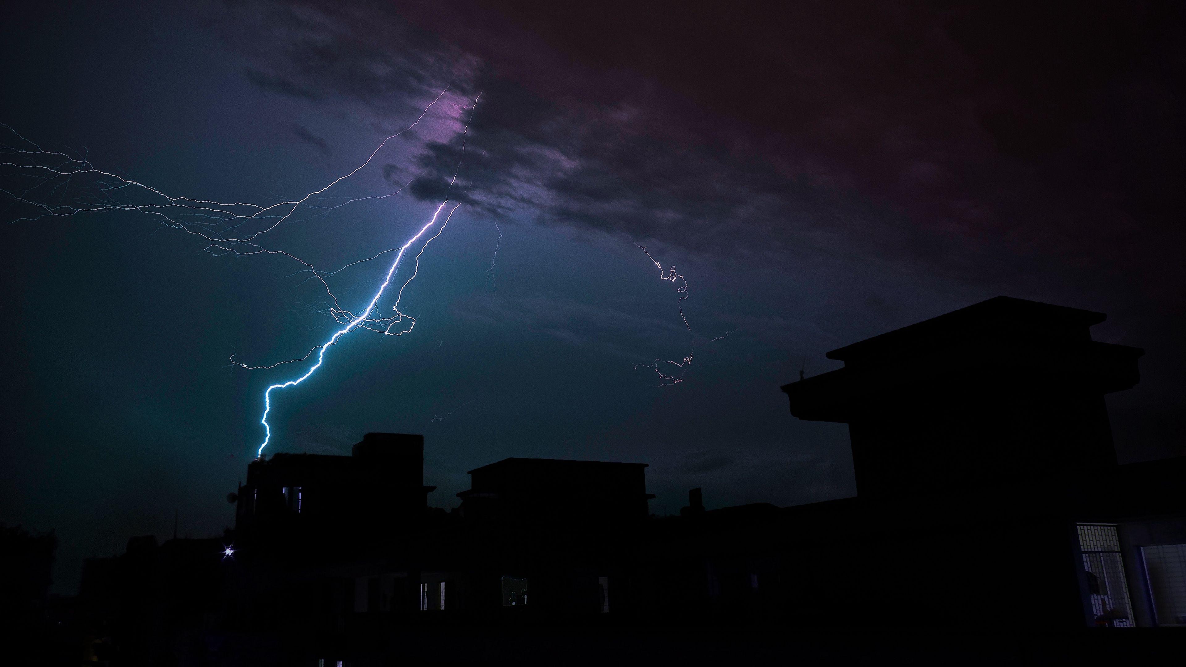 3840x2160 Wallpaper 4k lightning, thunderstorm, clouds, overcast, night 4k