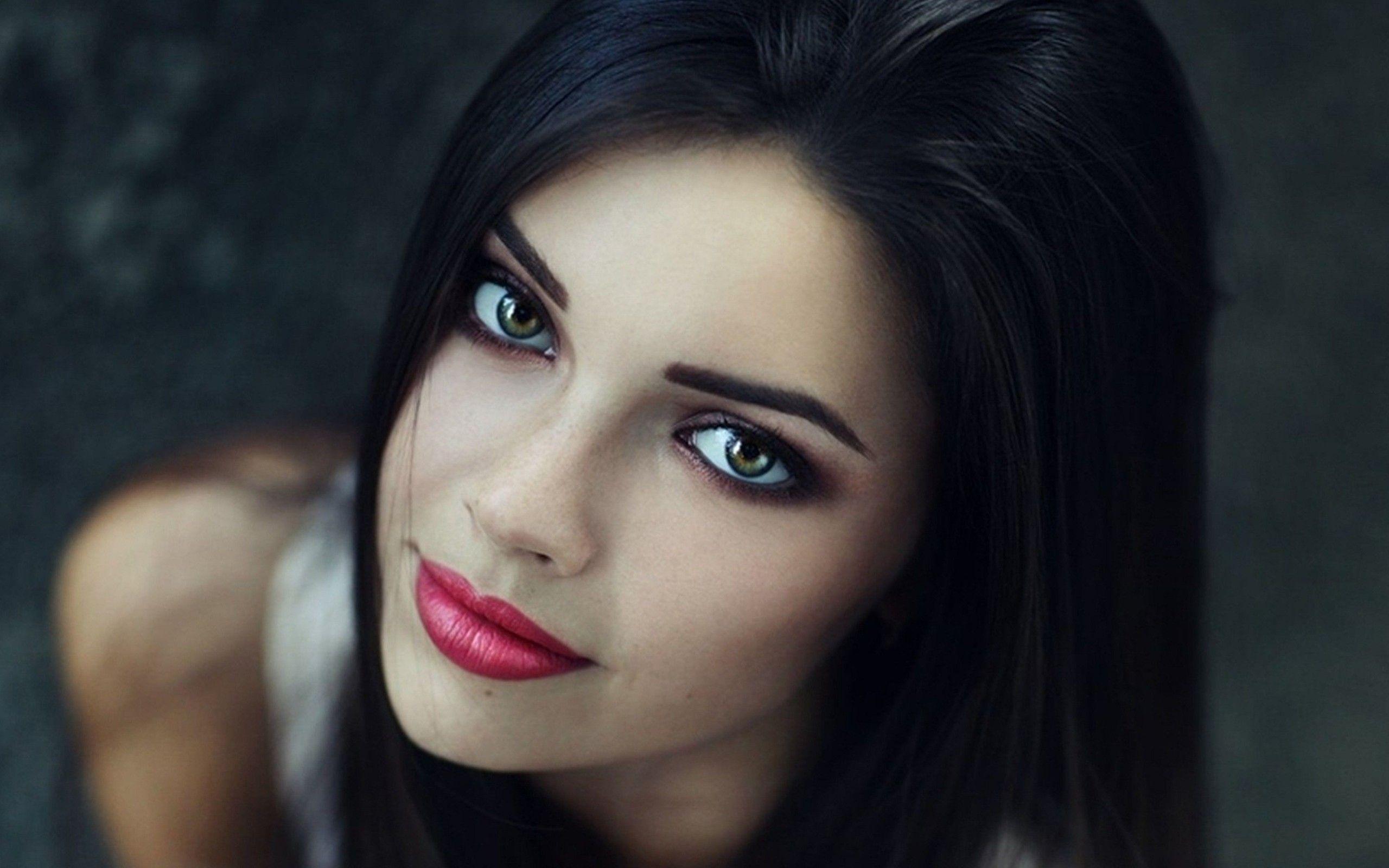 2560x1600 Alyssa Framm Green Eyes wallpaper. Alyssa Framm Green Eyes
