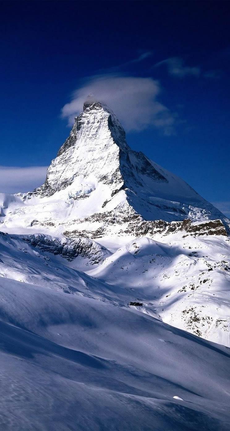 744x1392 Icy Mountains iPhone SE Wallpaper. wallpaper