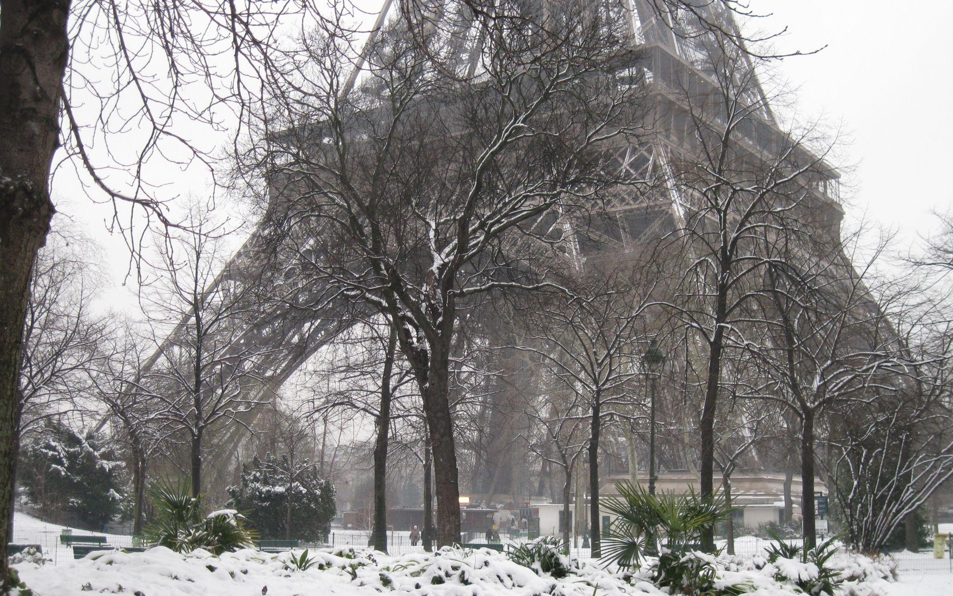 Paris Snow Wallpapers - Top Free Paris Snow Backgrounds - WallpaperAccess