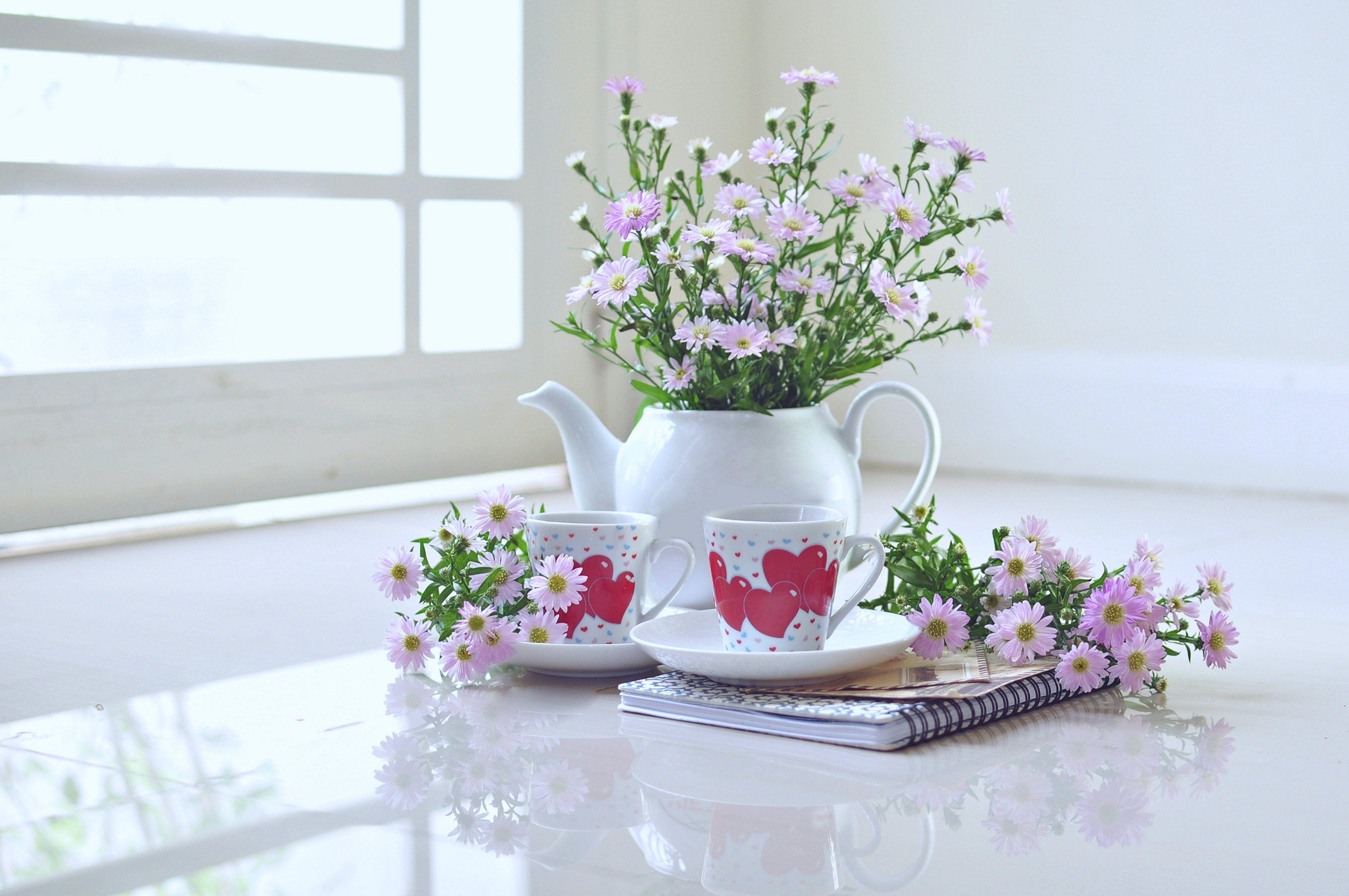 3840x2550 window, Decoration, Flowers, House, Scenery, Vase, Books, Cups