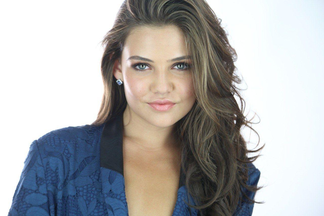 1280x854 Magnificent Danielle Campbell Wallpaper. Full HD Picture