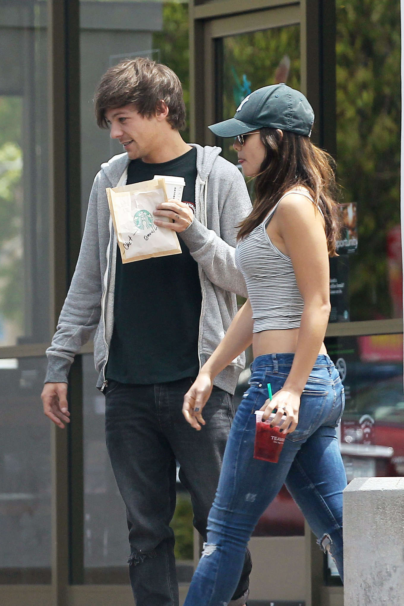 1360x2040 Free download Danielle Campbell in Skinny Jeans 08 GotCeleb